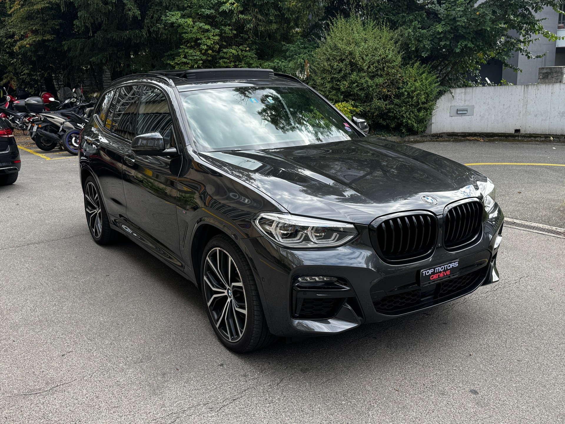 BMW X3 M40d Steptronic-showroom-element-3