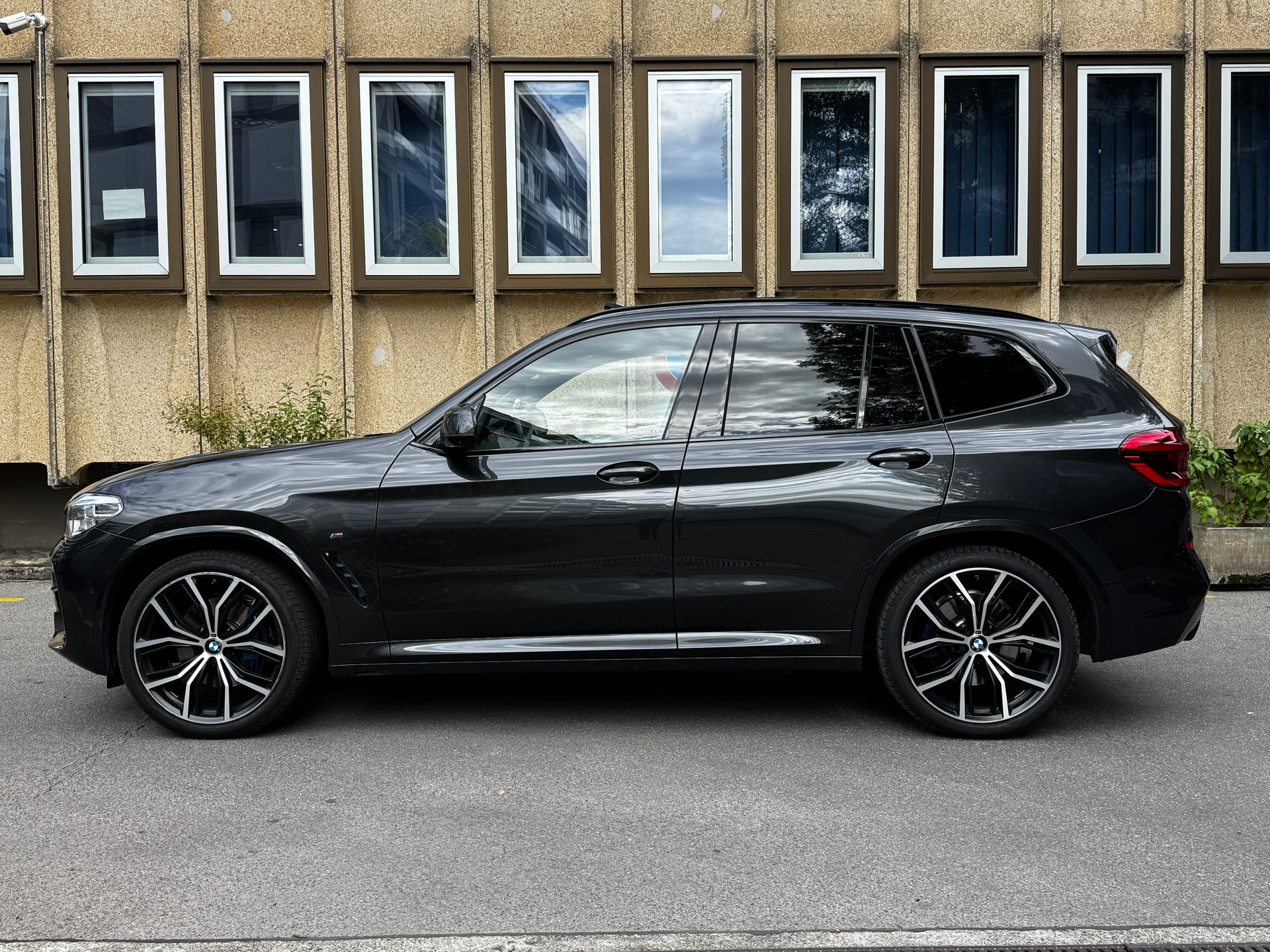 BMW X3 M40d Steptronic-showroom-element-1