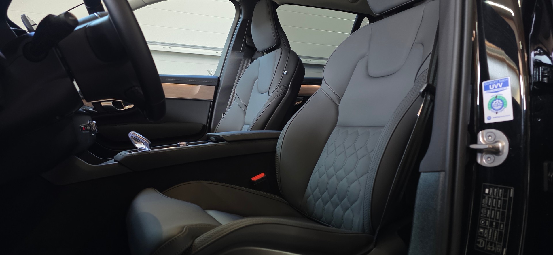 VOLVO XC90 B5 Benzin Mild Hybrid AWD Plus Bright Geartronic 7-Plätzer *360°Kamera*Sitz-&Lenkradheizung*Distanzregler*Spurhalteass.*-image-9