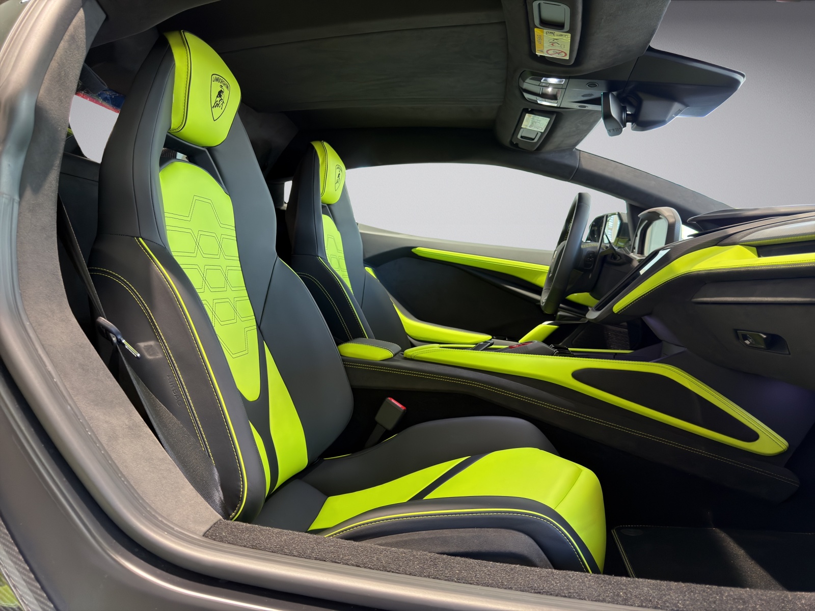 LAMBORGHINI Revuelto Coupé 6.5-image-7