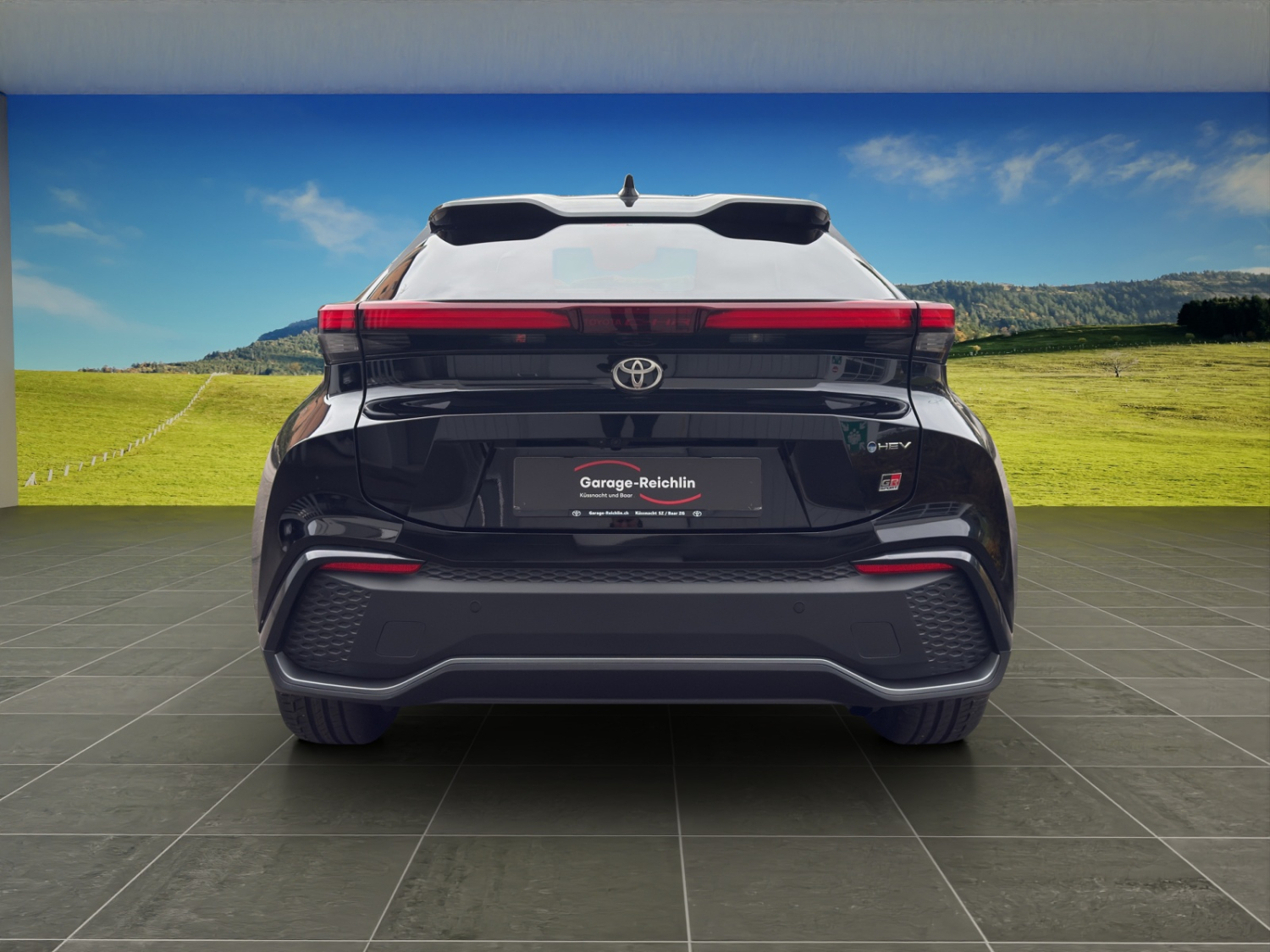 TOYOTA C-HR 2.0 HEV GR Sport Premiere 4x4-showroom-element-3