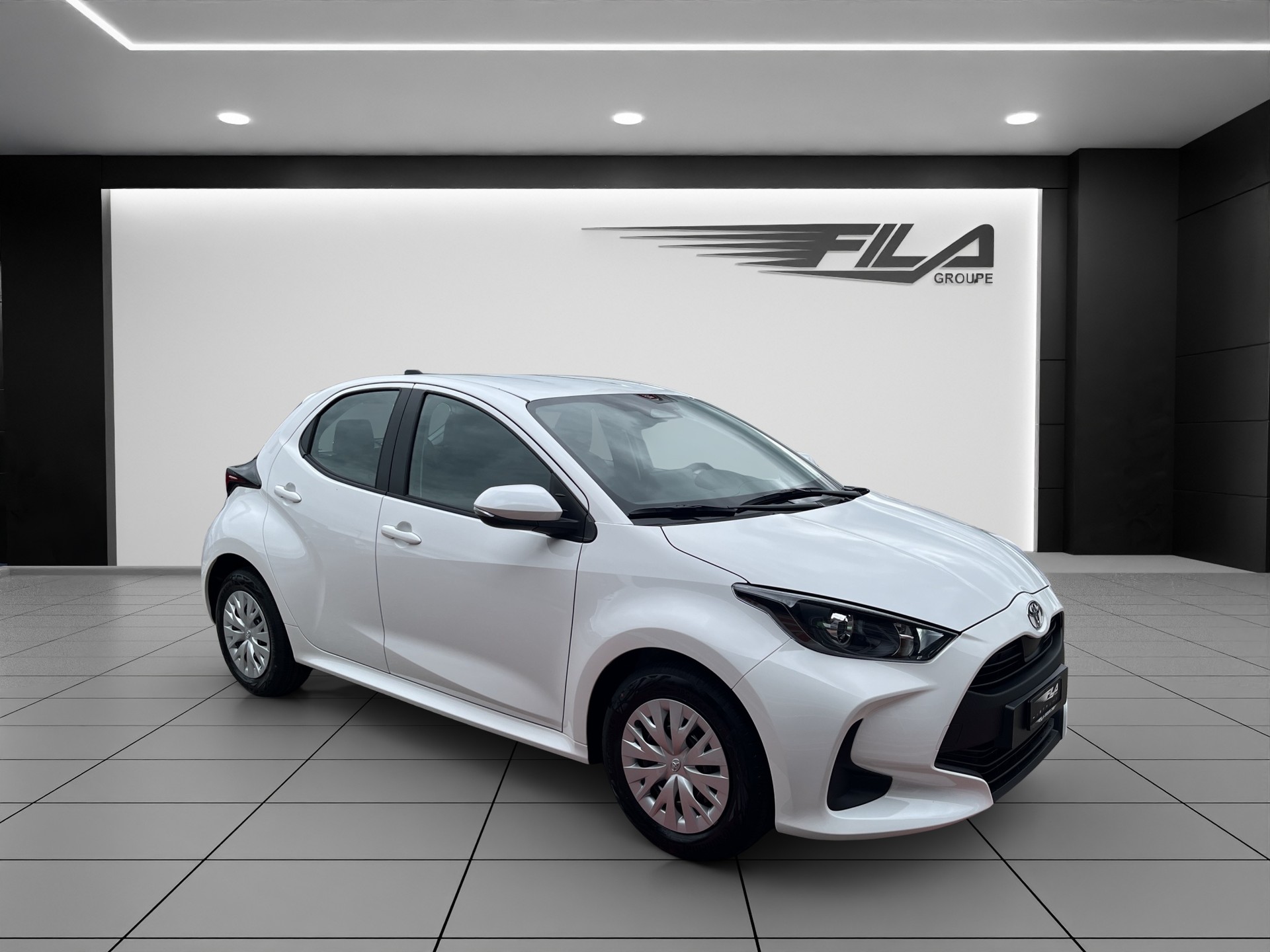 TOYOTA YARIS 1.5 VVT-i HSD Comfo-image-6