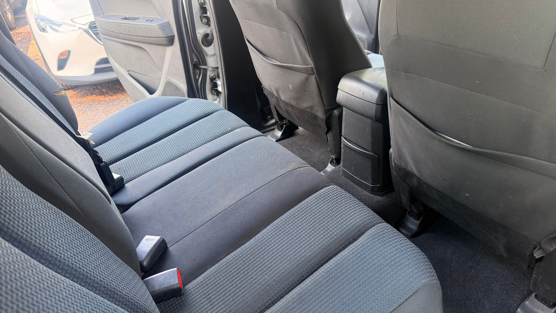 ISUZU D-MAX 2.5 Crew Cab Satellite 4x4 * Problème pont arrière *-image-7
