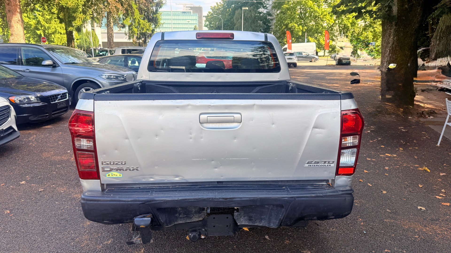 ISUZU D-MAX 2.5 Crew Cab Satellite 4x4 * Problème pont arrière *-image-3