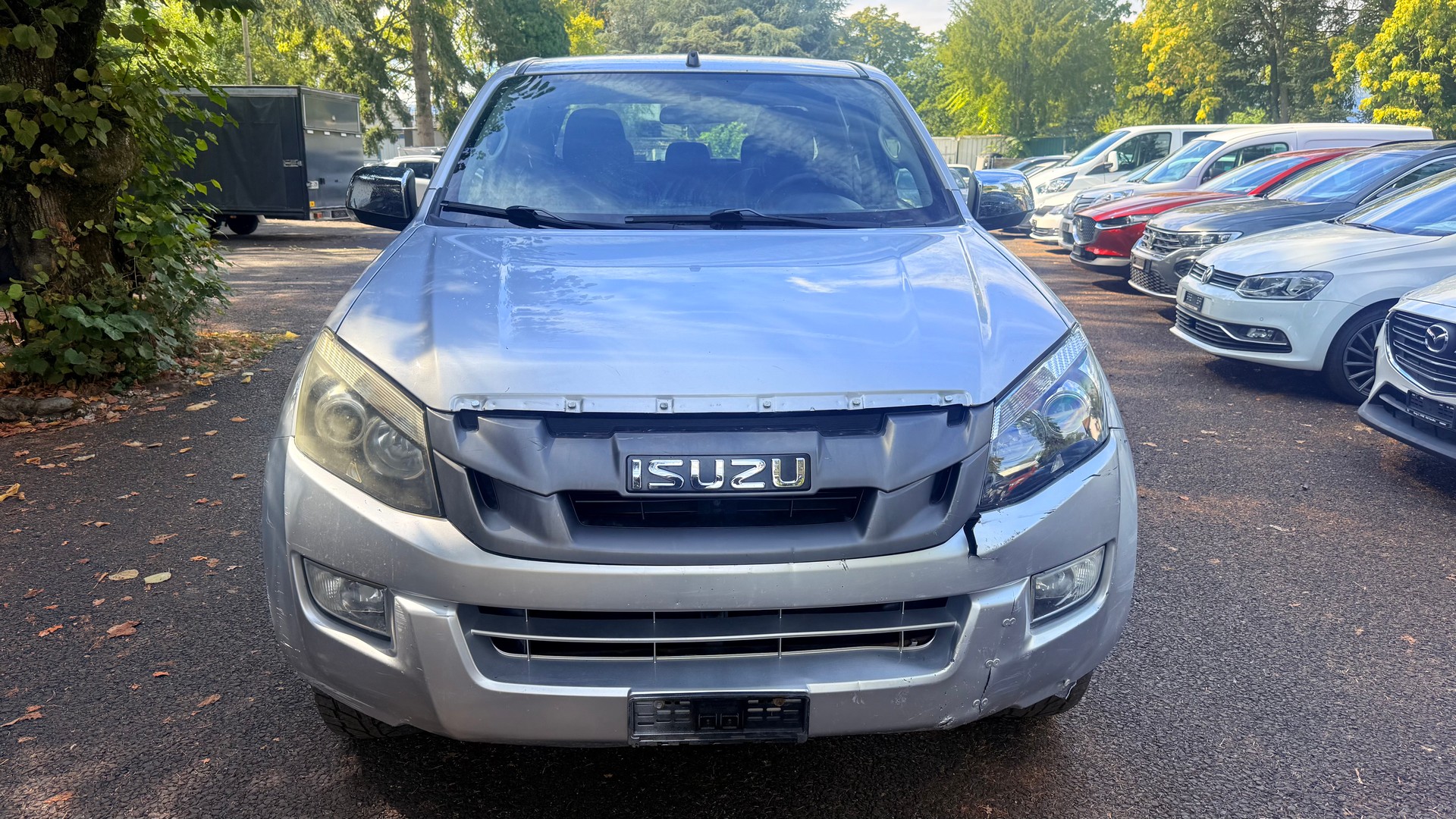 ISUZU D-MAX 2.5 Crew Cab Satellite 4x4 * Problème pont arrière *