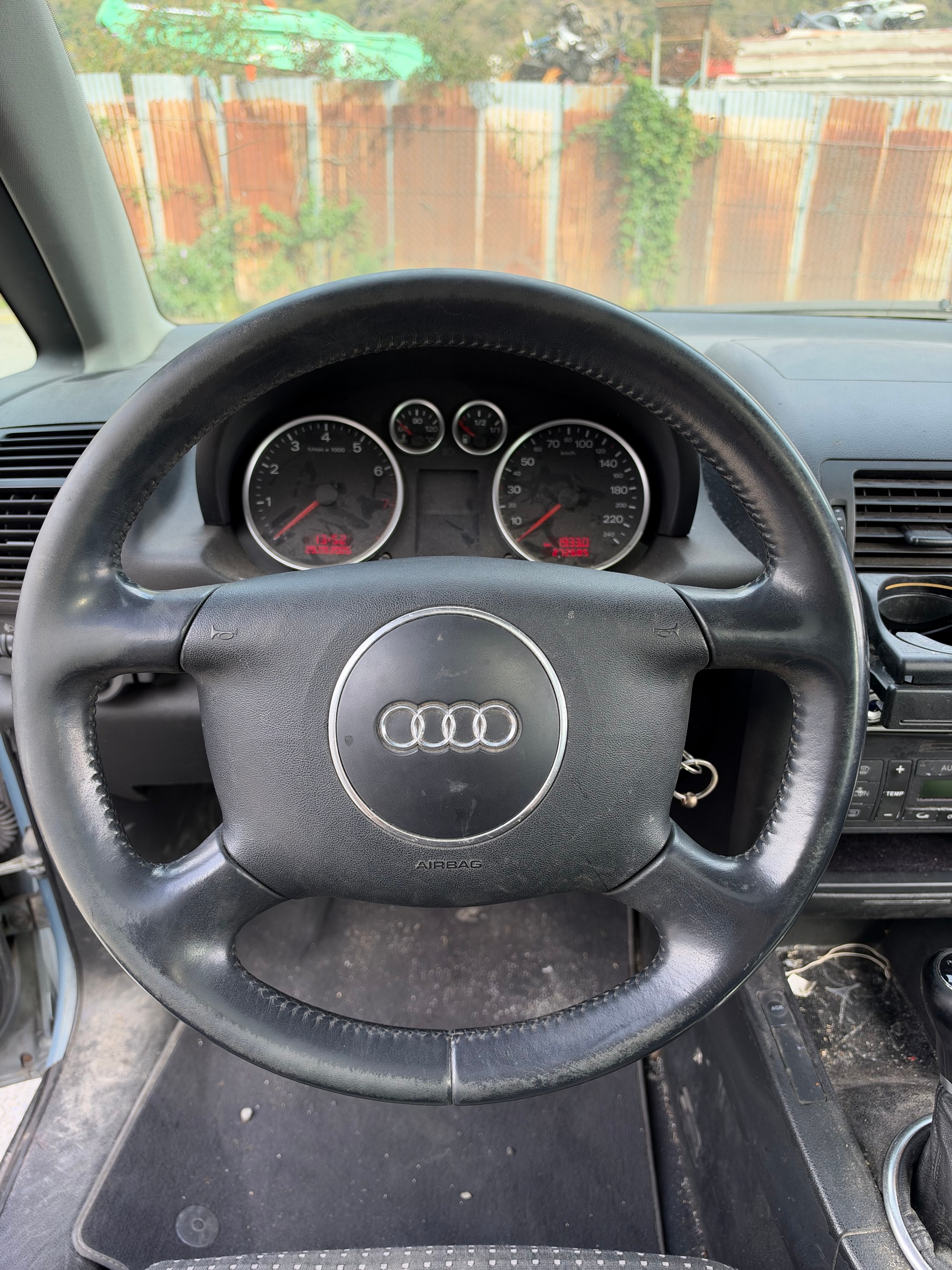 AUDI A2 1.6 FSI-image-8