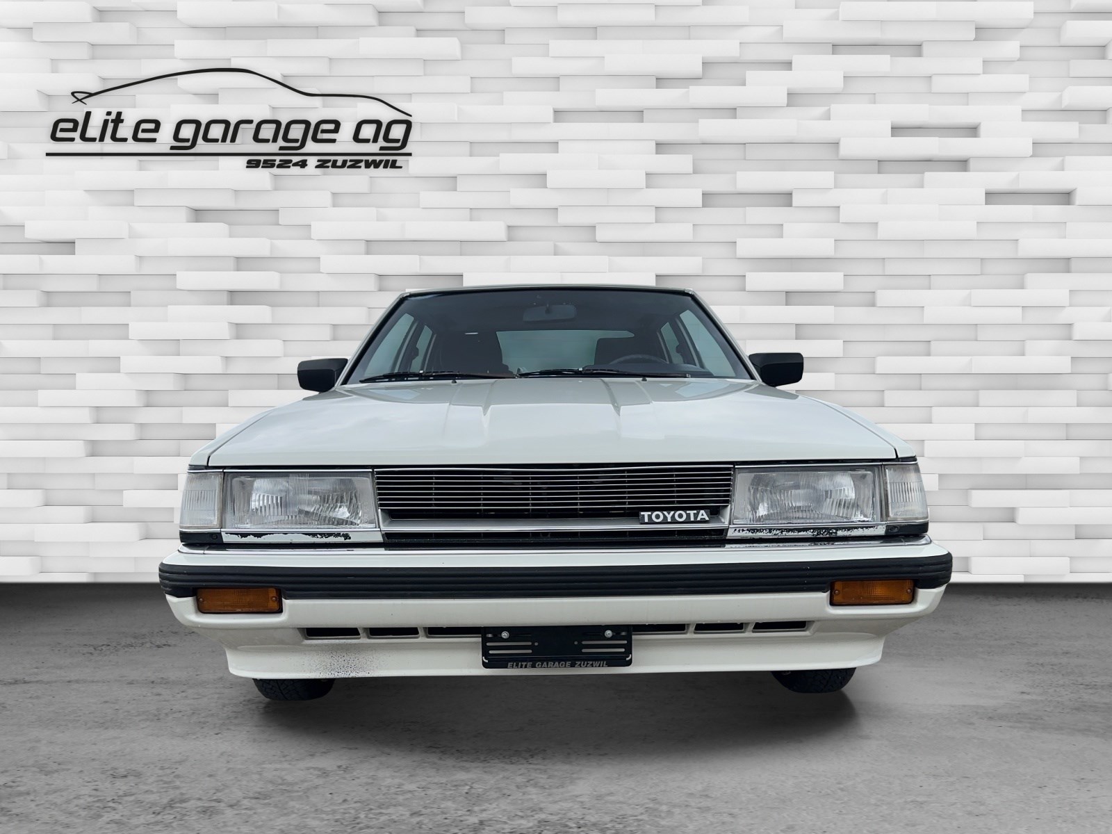 TOYOTA Camry 2000 GLi Liftback-image-1