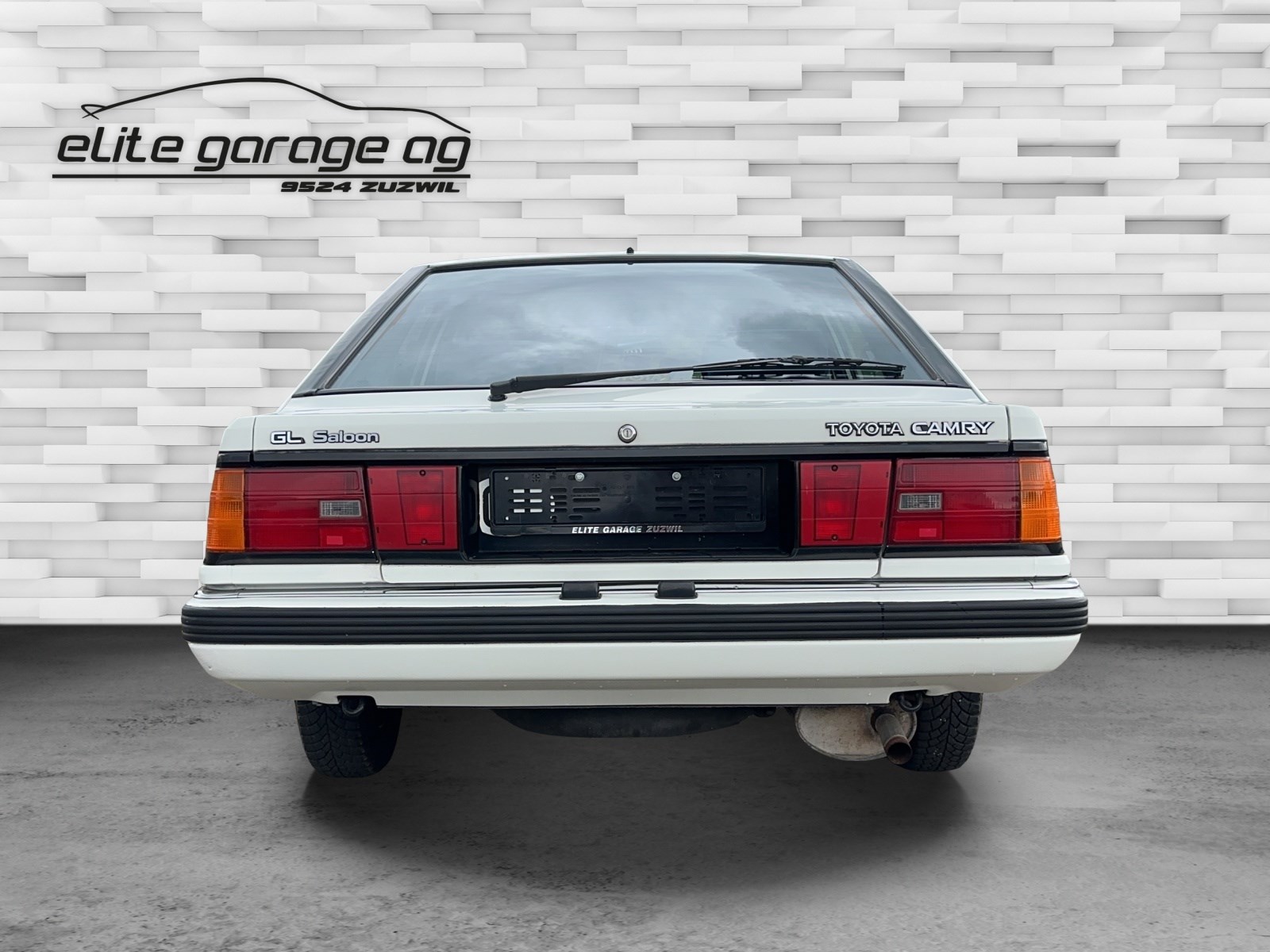 TOYOTA Camry 2000 GLi Liftback-image-6