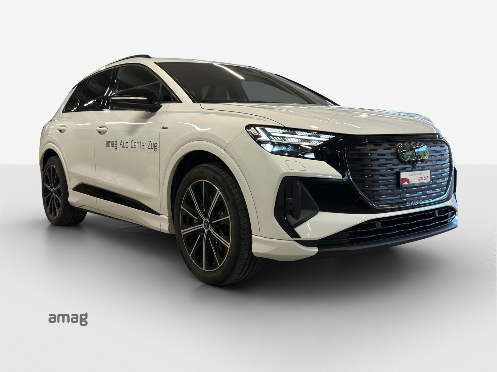 AUDI Q4 e-tron 55 quattro-image-6