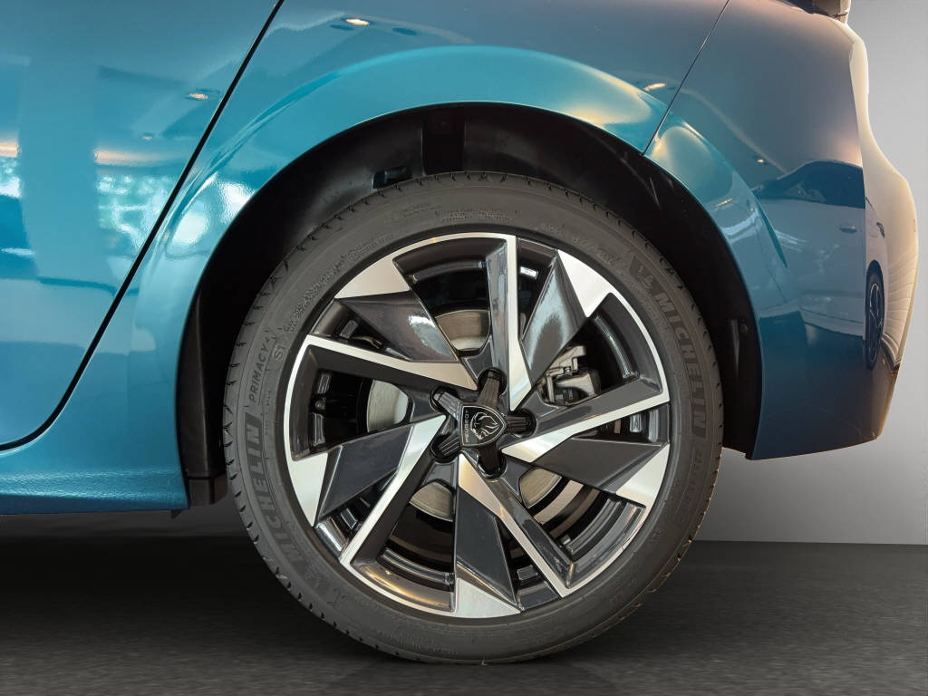 PEUGEOT 308 1.6 PHEV 180 Allure-image-8