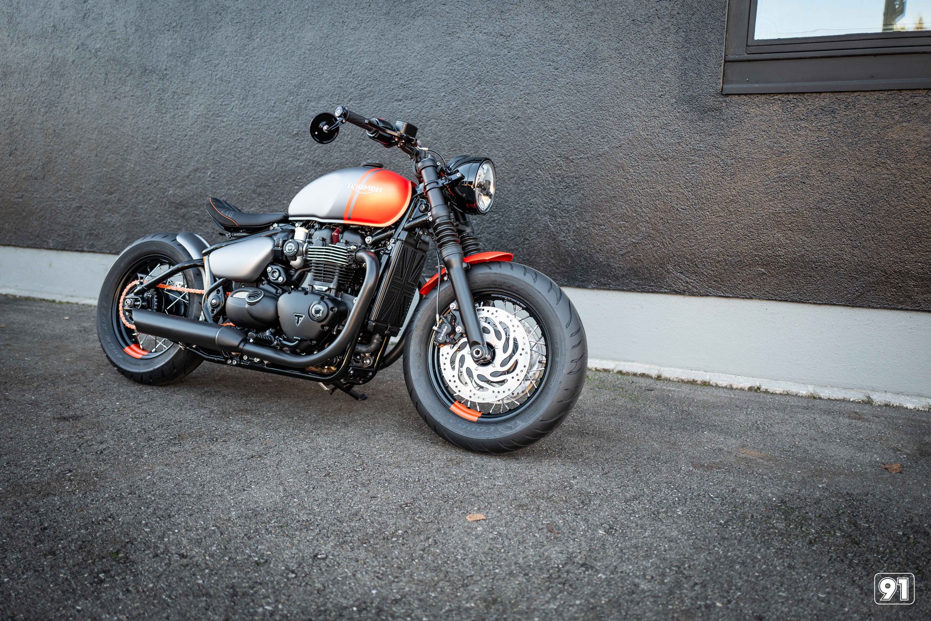 TRIUMPH Bonneville 1200 Bobber