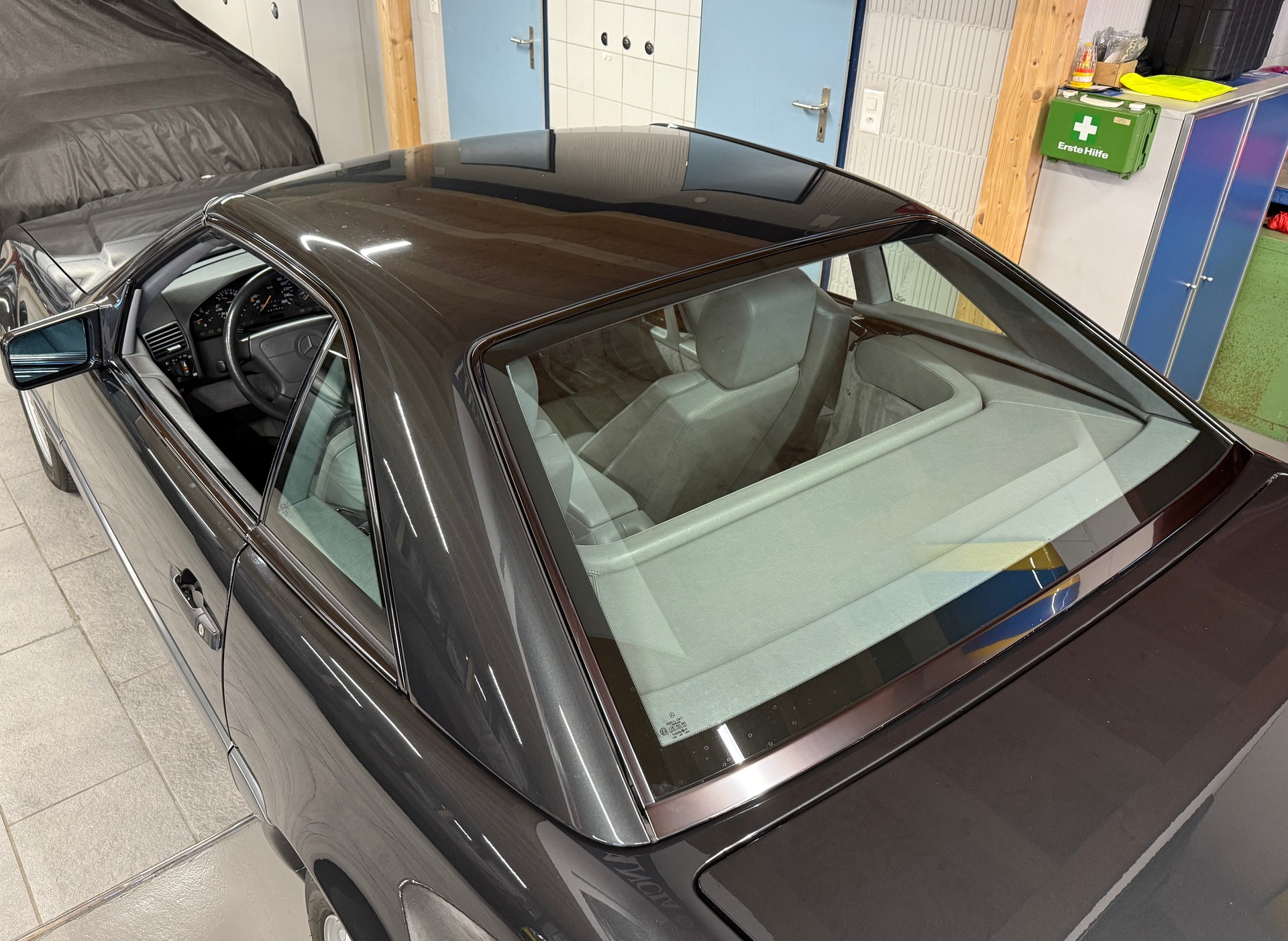 MERCEDES-BENZ 300 SL „Blauschwarz metallic“ 1. Lack-image-14