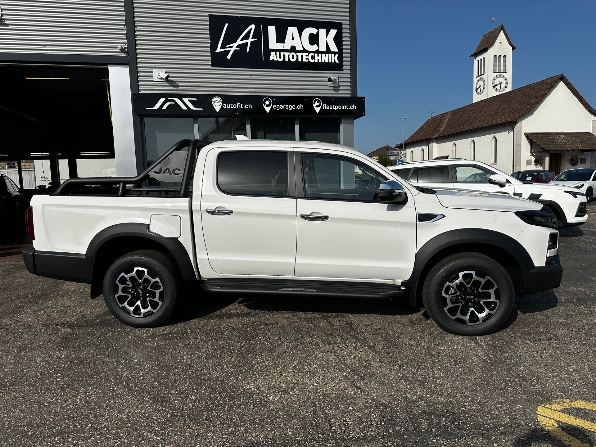 JAC T9EV 88kWh Advance 4x4-image-5