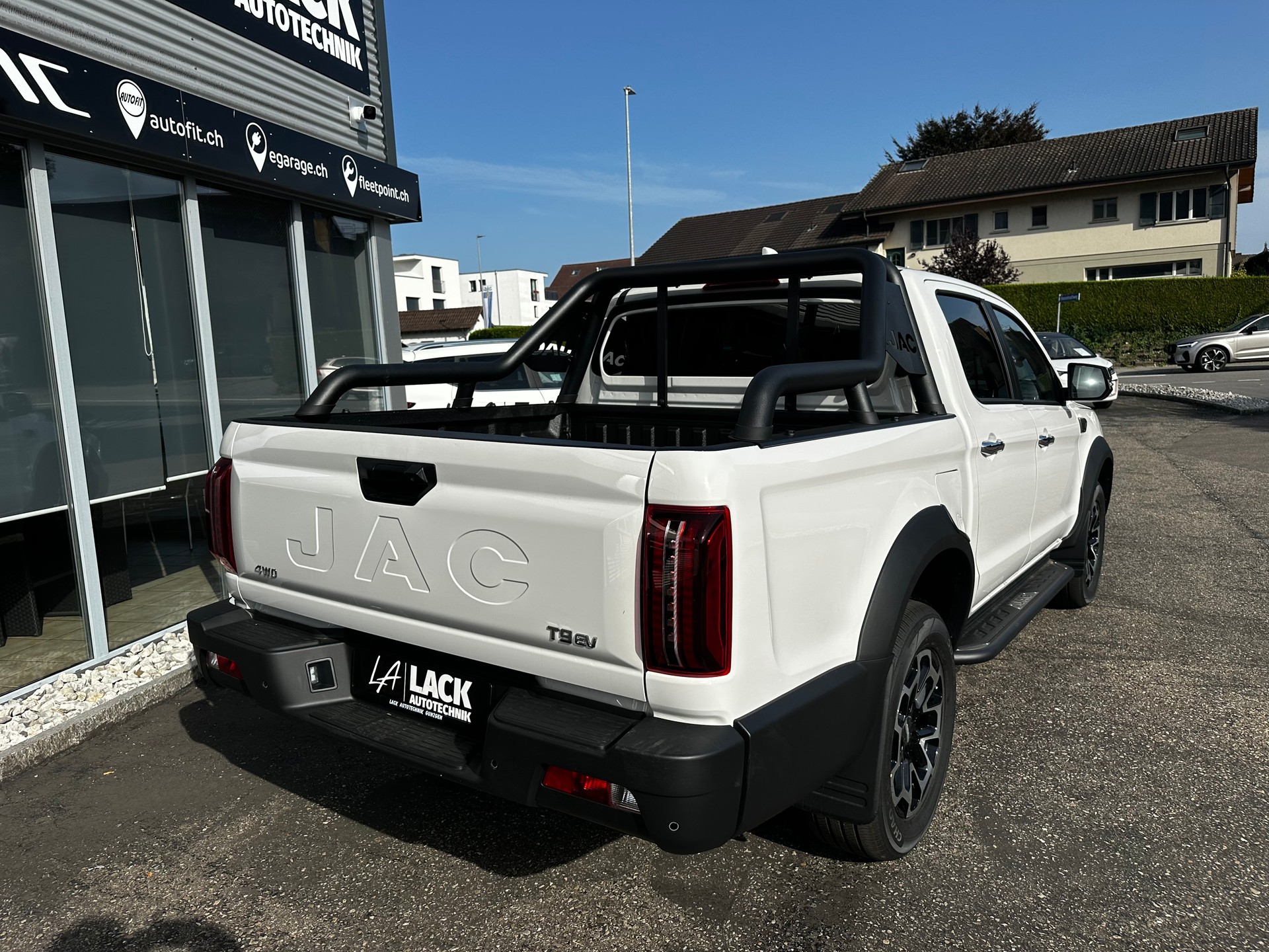 JAC T9EV 88kWh Advance 4x4-image-7