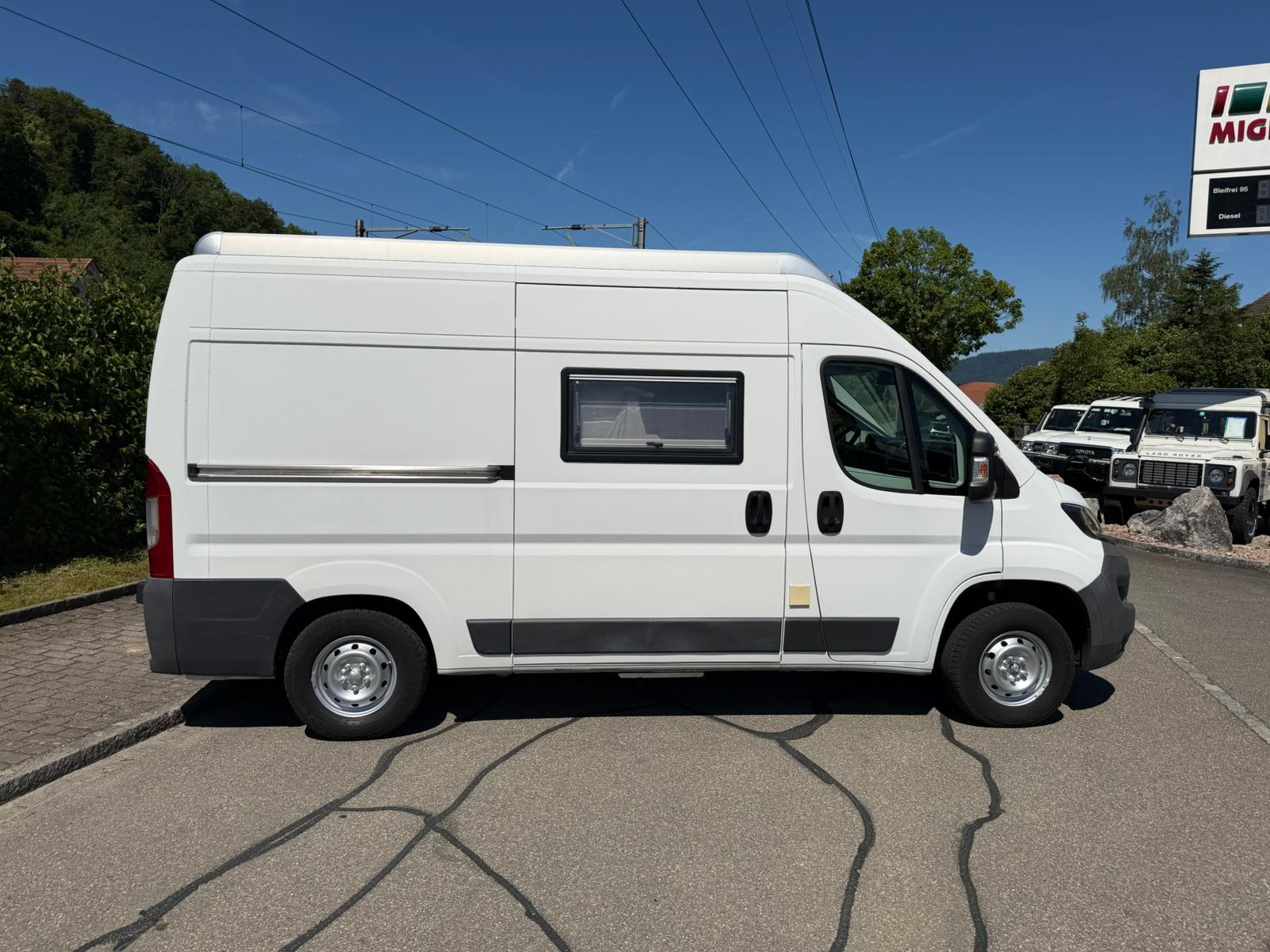 PEUGEOT Boxer 3.0 HDI 335 Allure L2H2-image-4