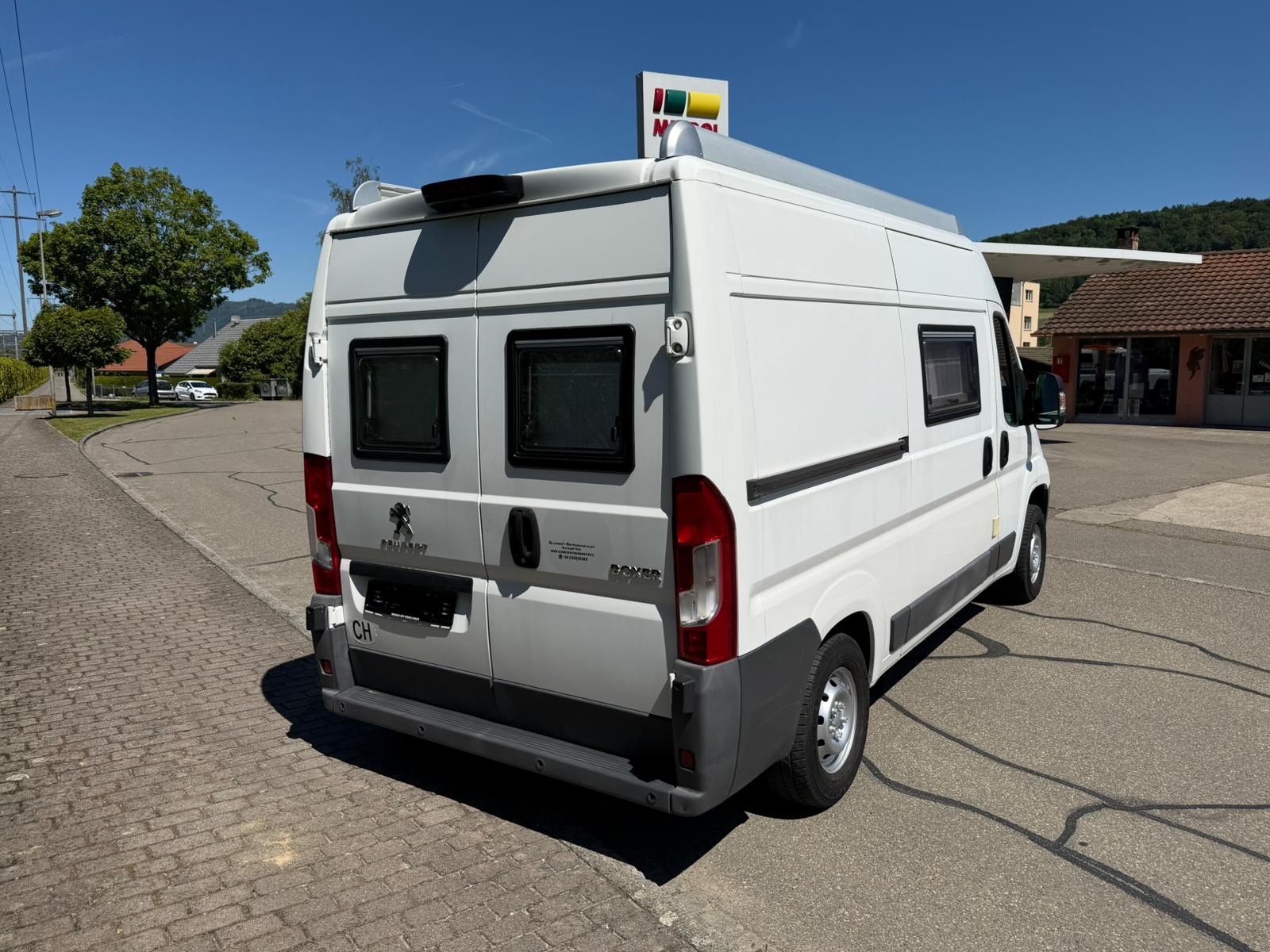PEUGEOT Boxer 3.0 HDI 335 Allure L2H2-image-3