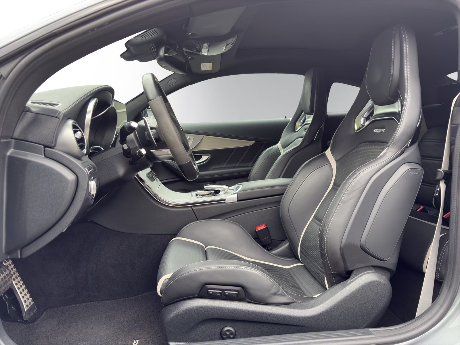 MERCEDES-BENZ C 63 S AMG Speedshift-image-7
