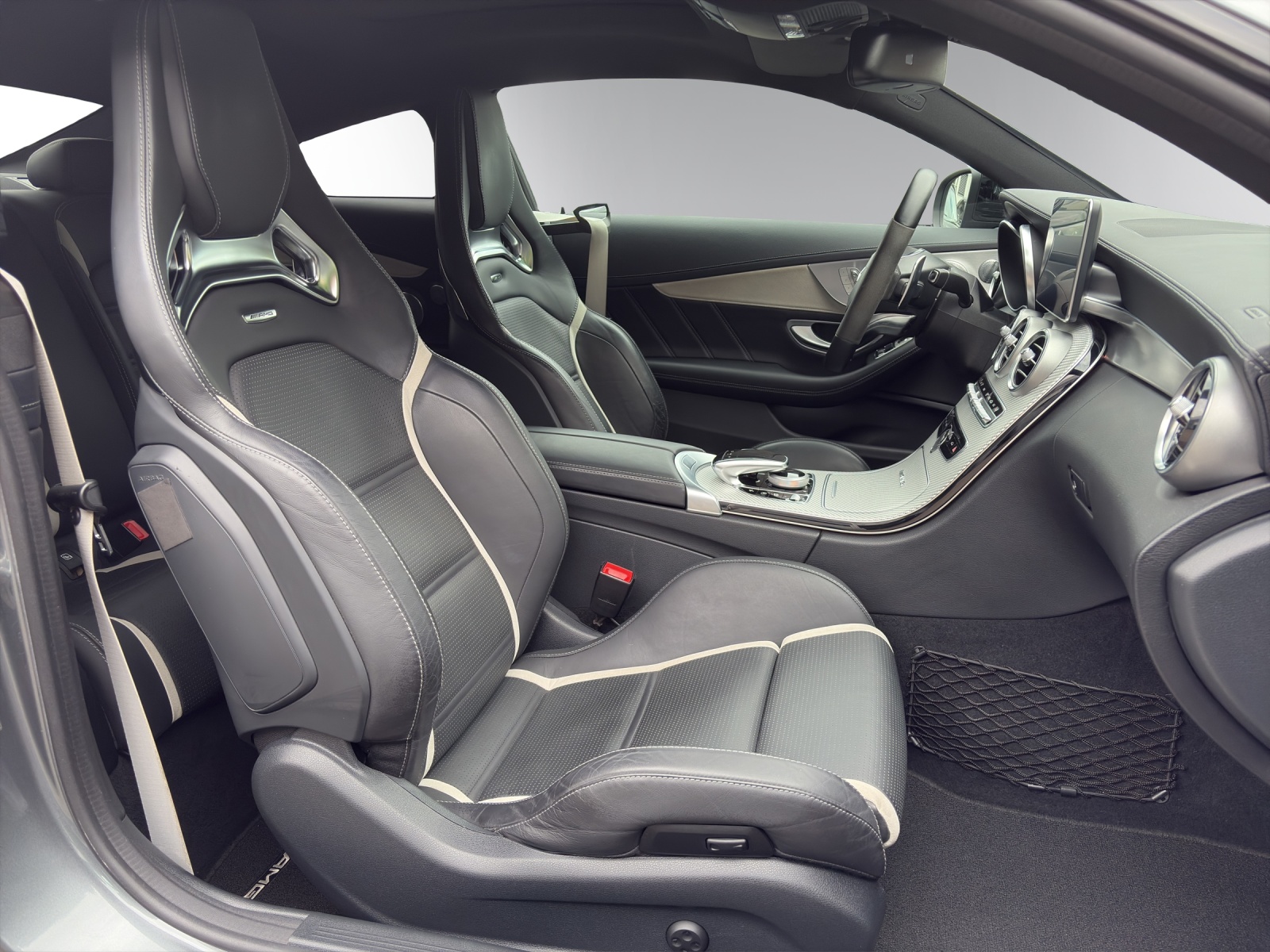 MERCEDES-BENZ C 63 S AMG Speedshift-image-13