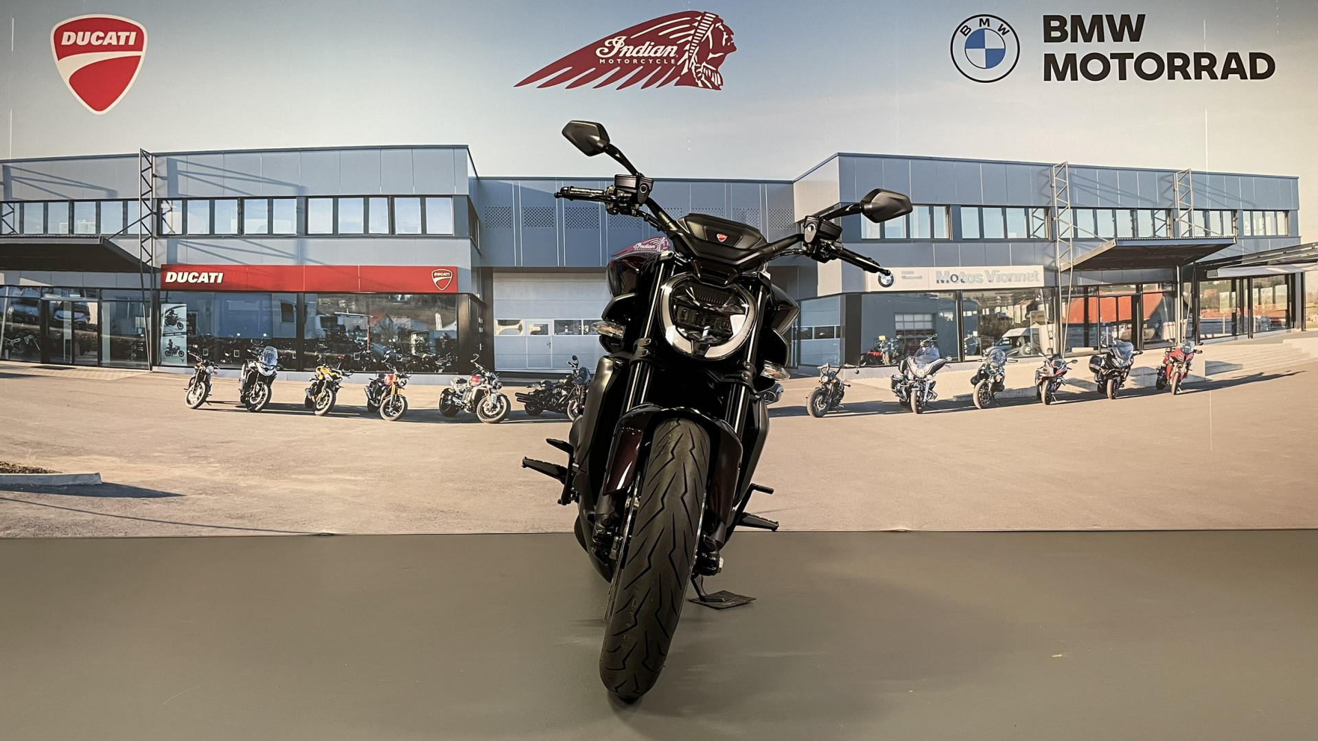 DUCATI XDiavel 1160 V4-image-1