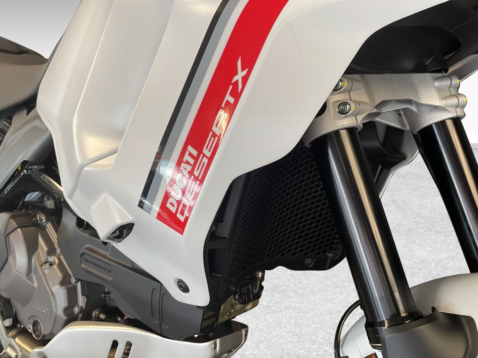 DUCATI Desert X 937 ABS-image-7