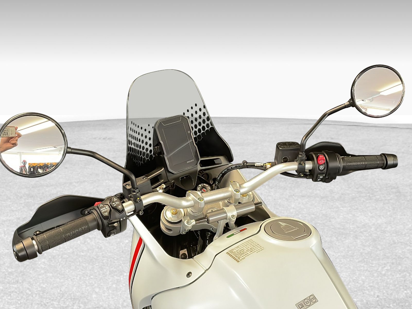 DUCATI Desert X 937 ABS-image-4