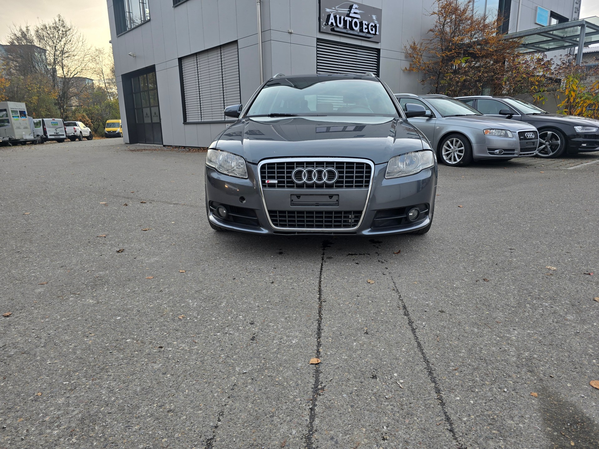 AUDI A4 Avant 2.7 TDI-image-2