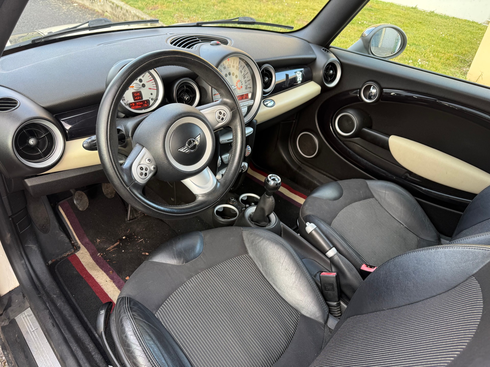 MINI Cooper-image-8