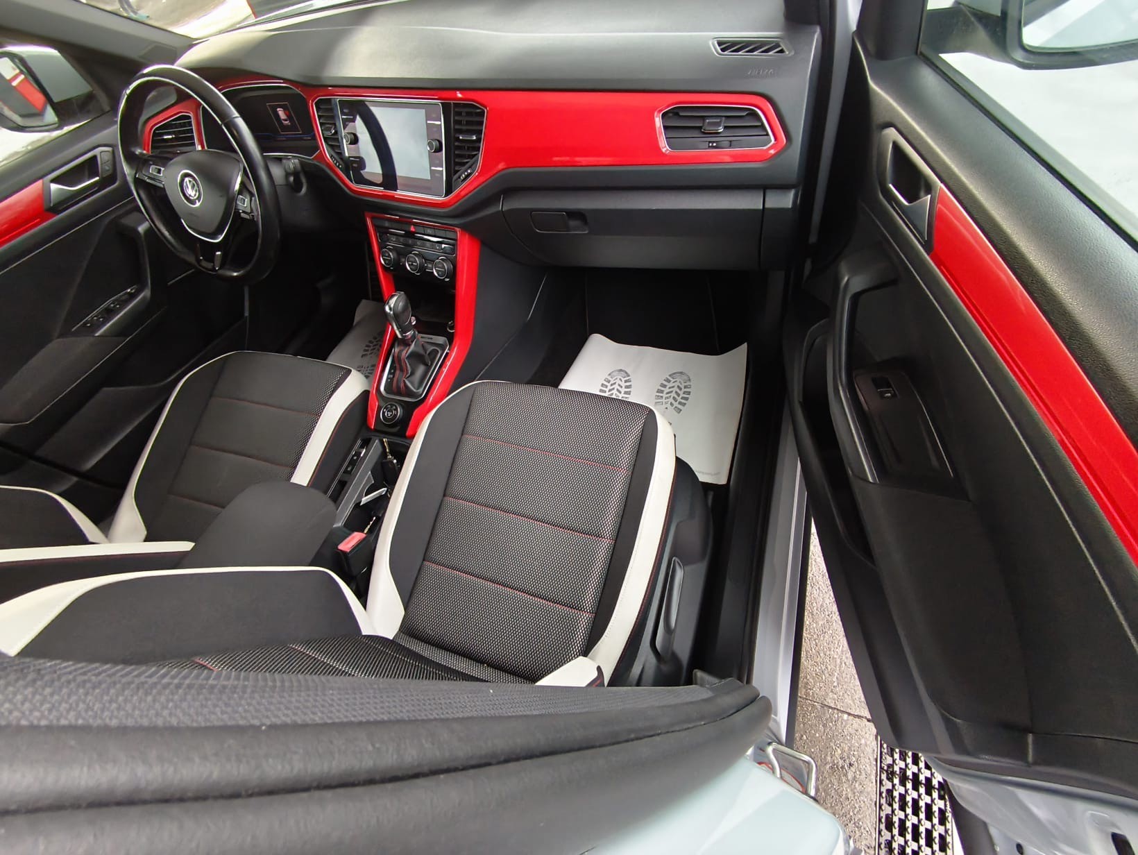 VW T-Roc 2.0 TSI Sport DSG 4Motion-image-13