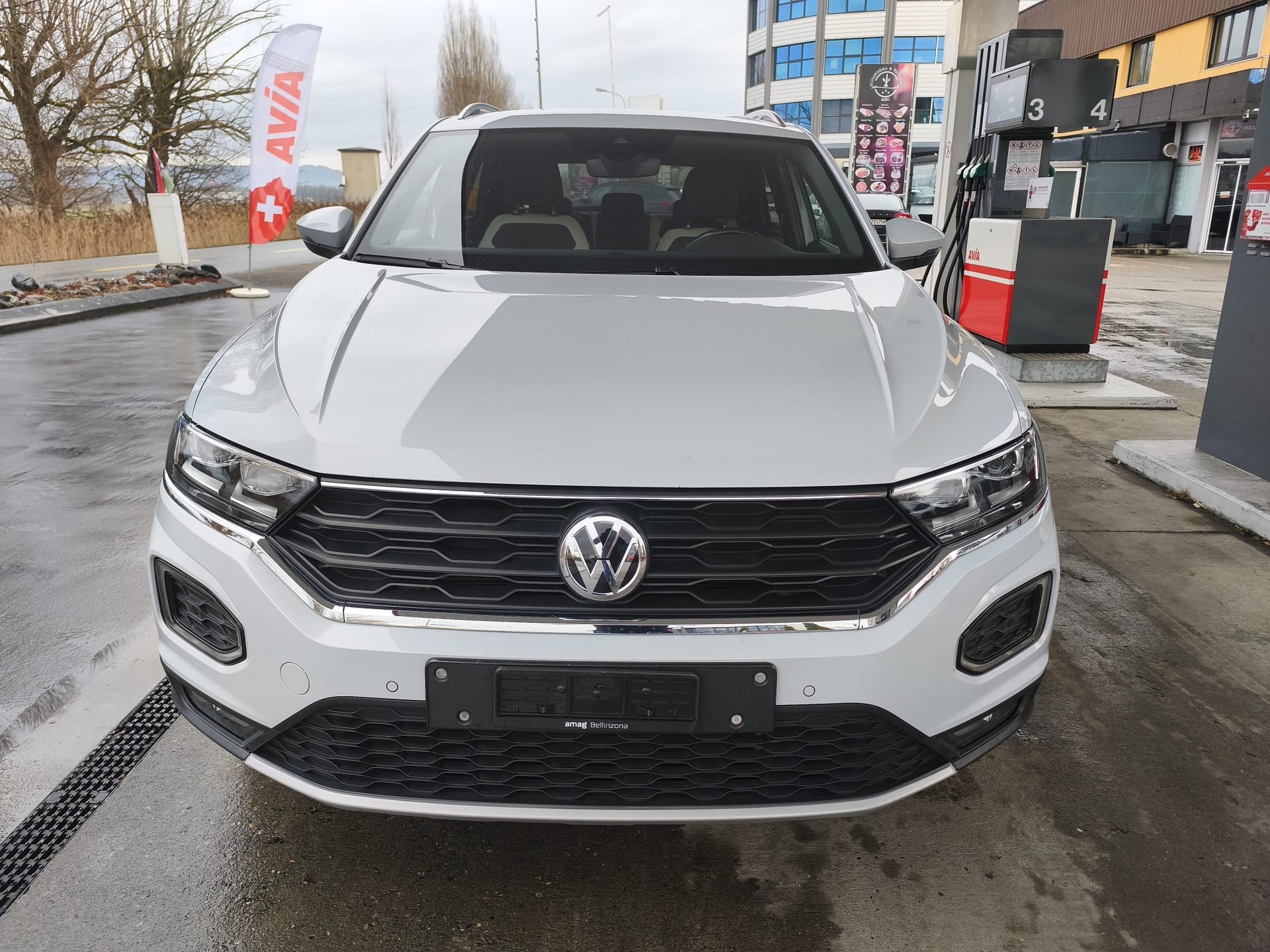 VW T-Roc 2.0 TSI Sport DSG 4Motion-image-4