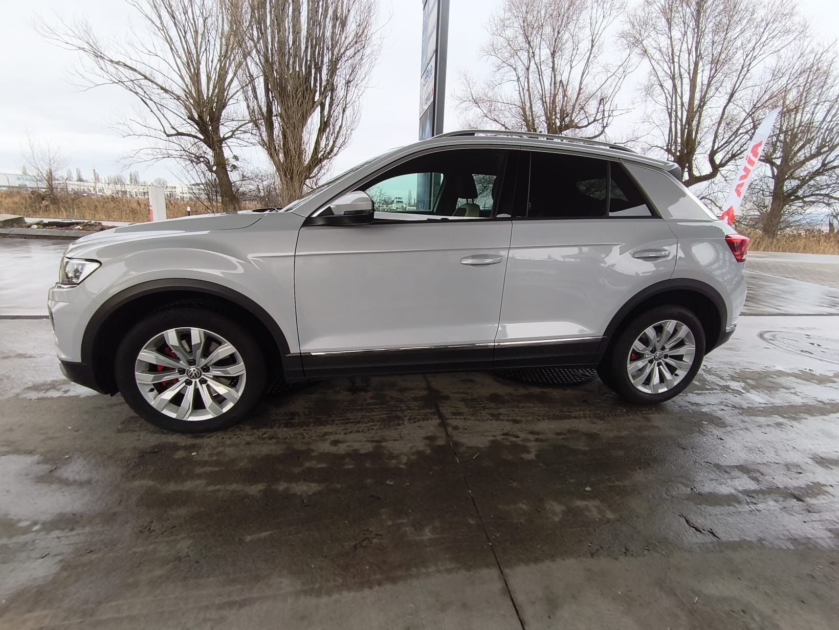 VW T-Roc 2.0 TSI Sport DSG 4Motion-image-6