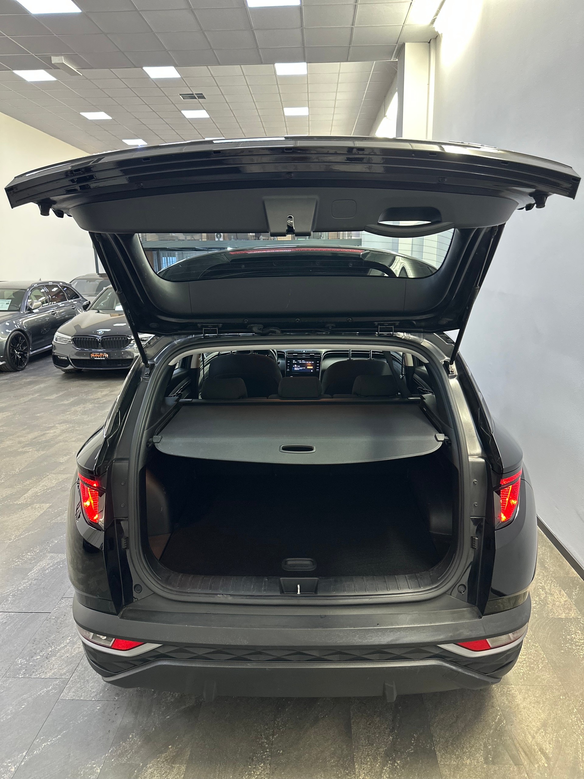 HYUNDAI Tucson 1.6 TGDI 48V Origo 2WD-image-18