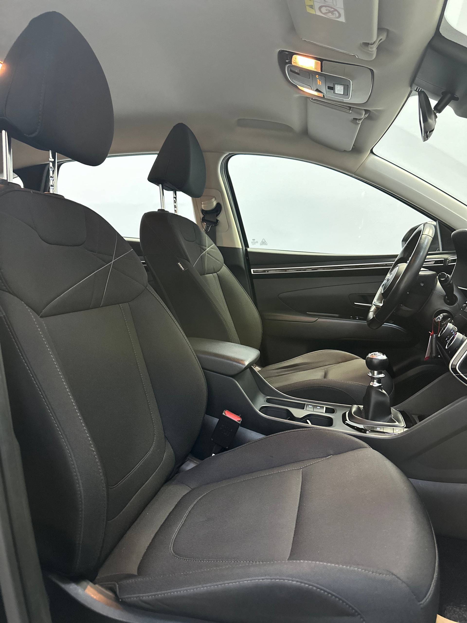 HYUNDAI Tucson 1.6 TGDI 48V Origo 2WD-image-17