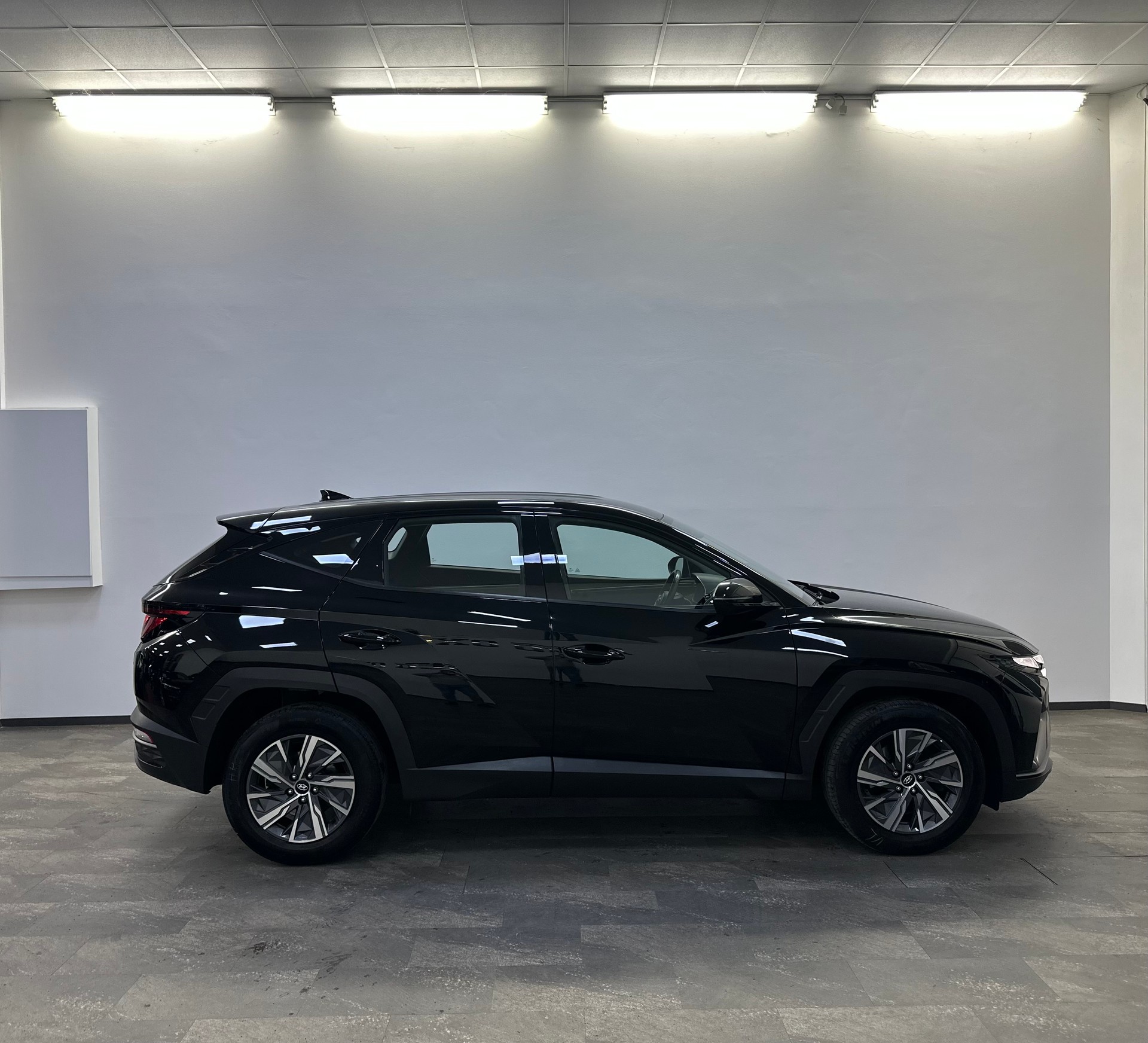 HYUNDAI Tucson 1.6 TGDI 48V Origo 2WD-image-7