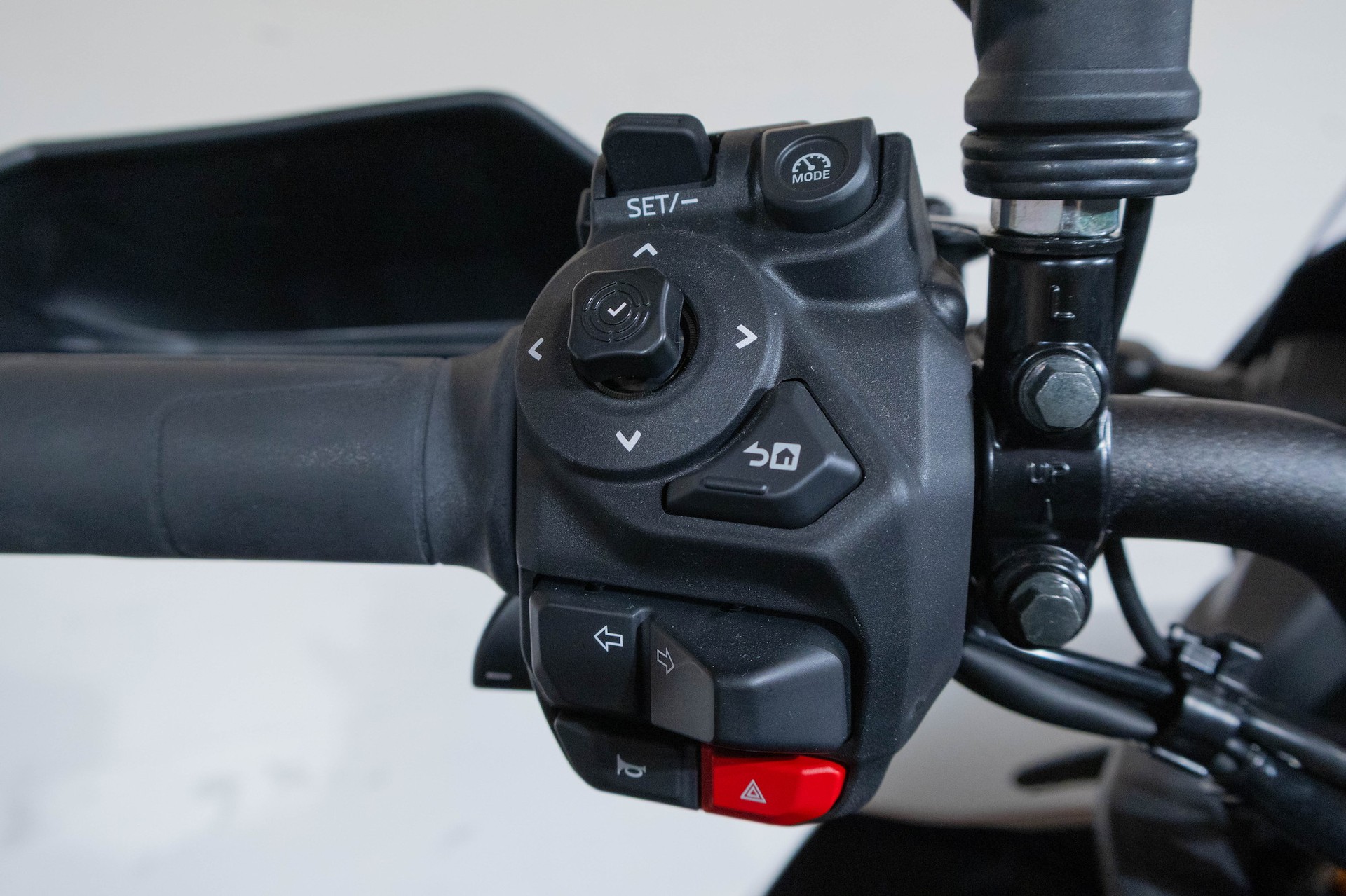 YAMAHA Tracer 9 GT+ Y-AMT-image-15