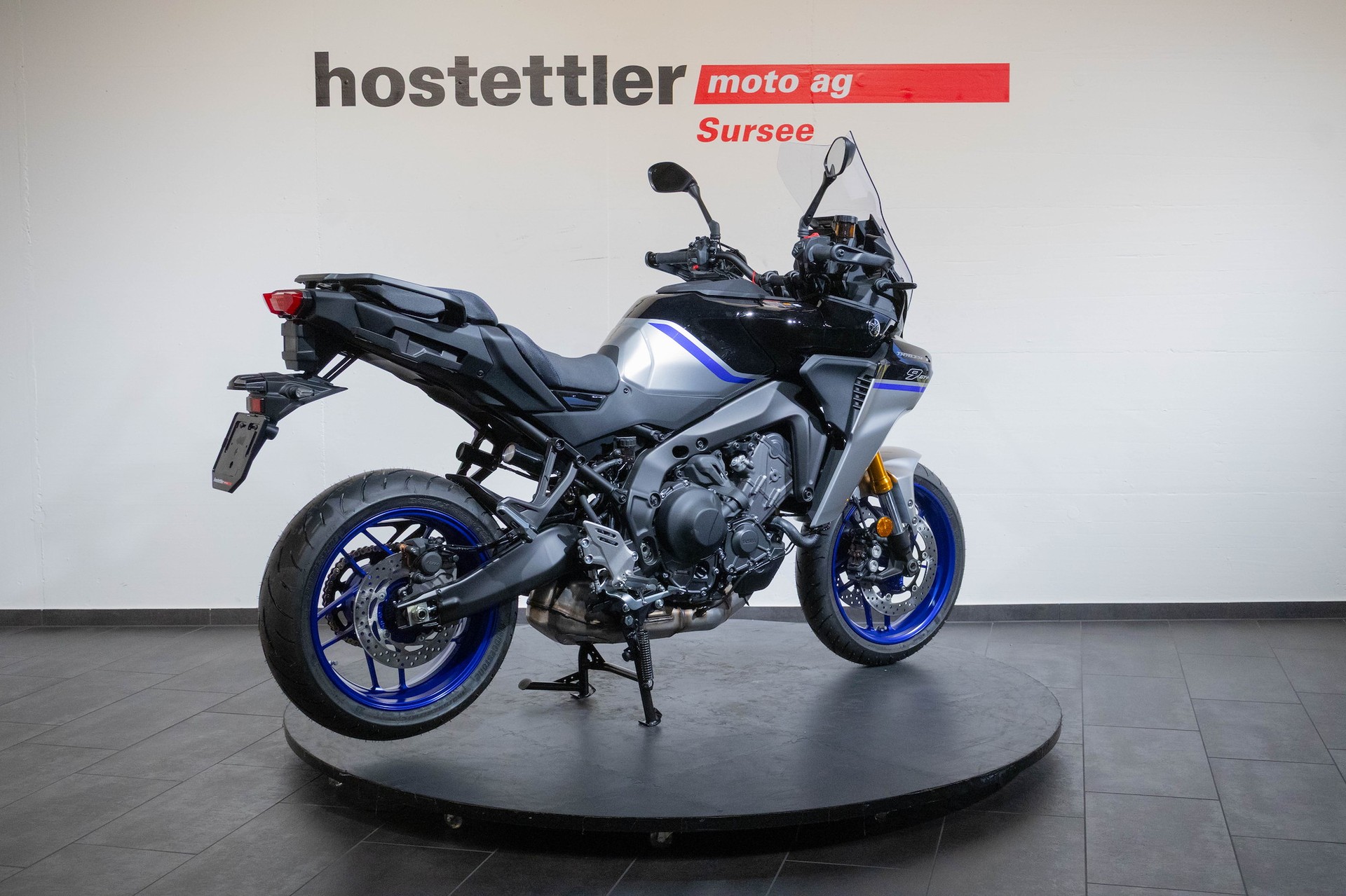 YAMAHA Tracer 9 GT+ Y-AMT-showroom-element-3