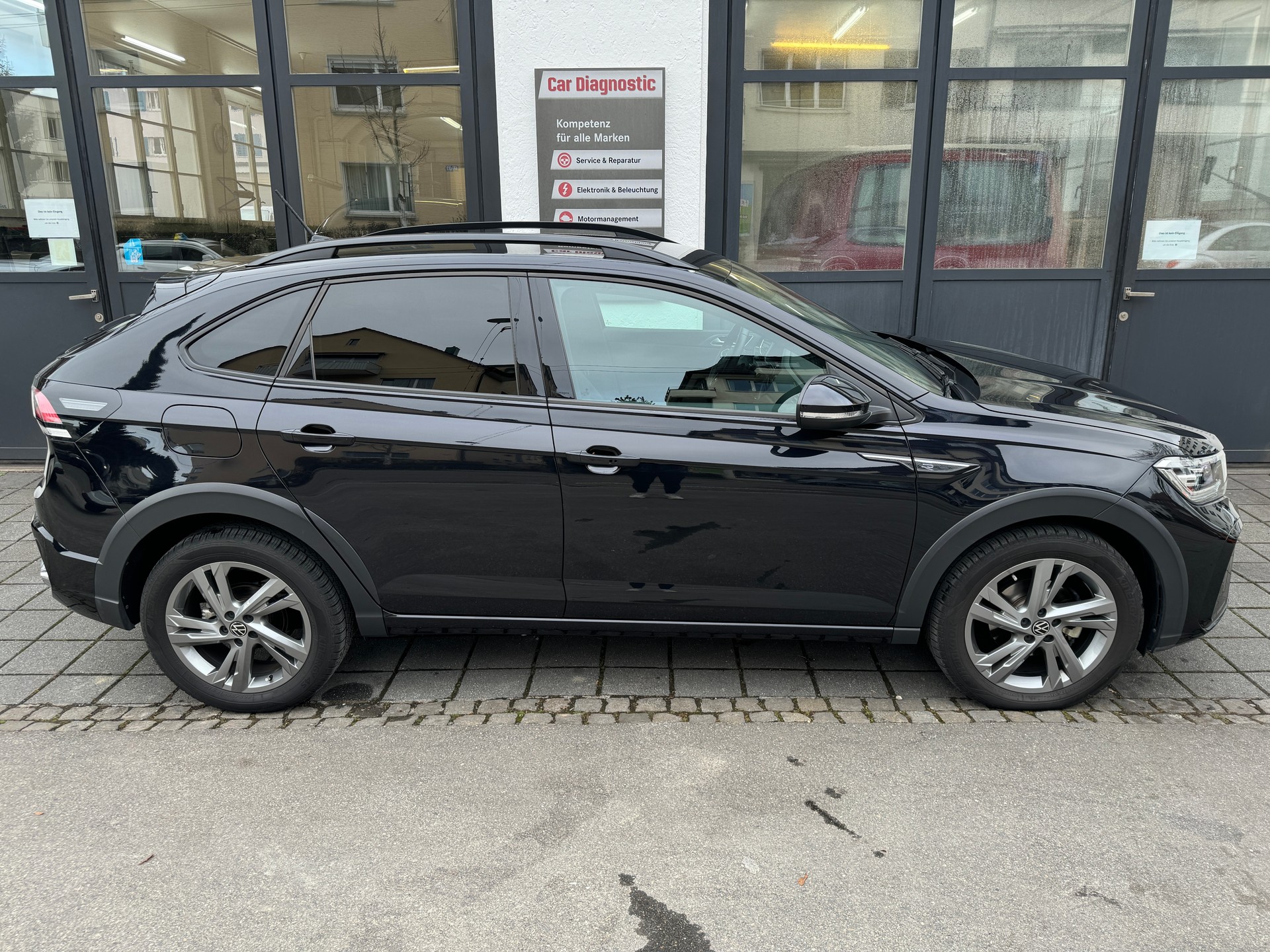 VW Taigo 1.0 TSI R-Line DSG-showroom-element-3