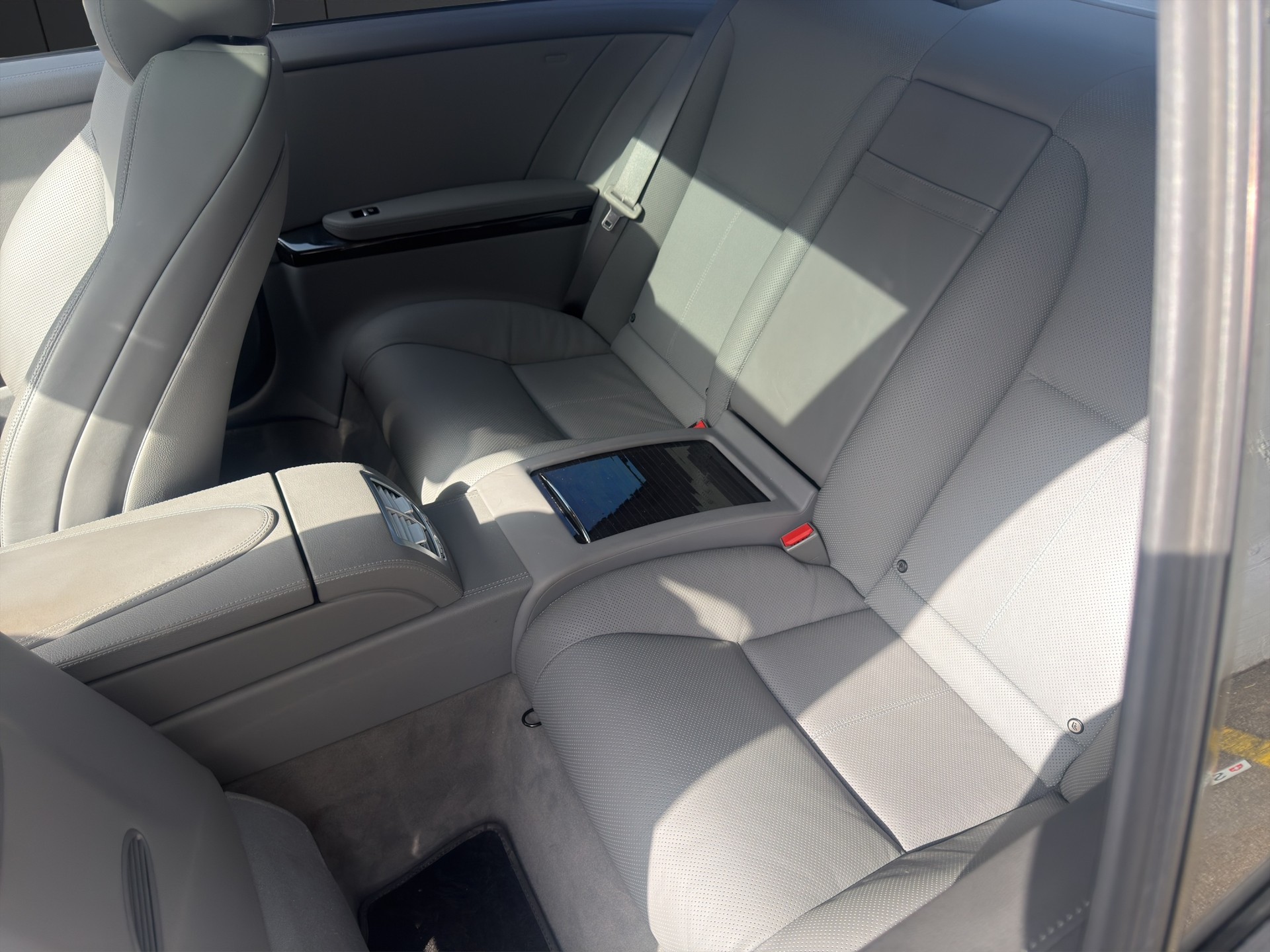 MERCEDES-BENZ CL 500 4Matic 7G-Tronic-image-7