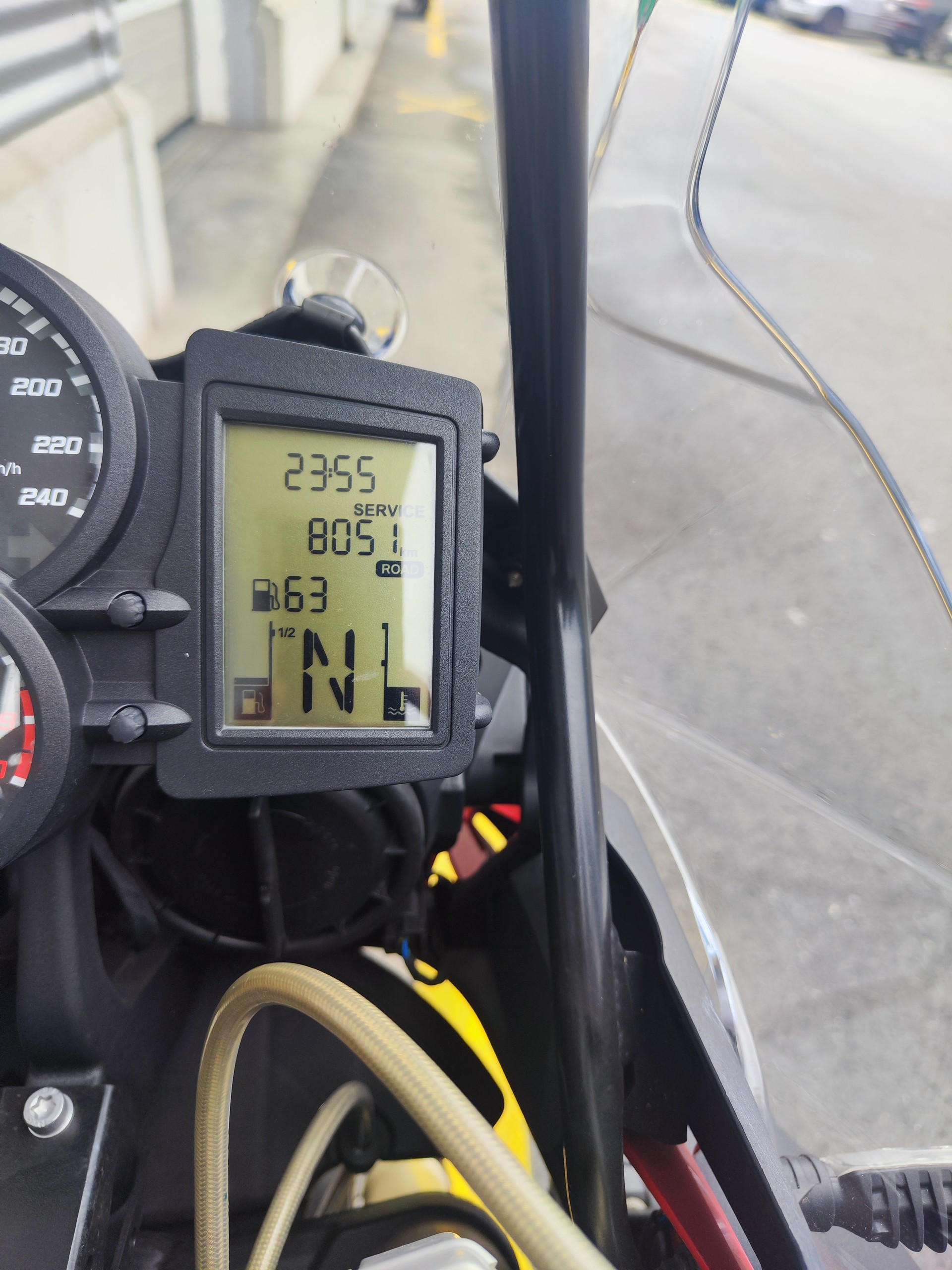 BMW F 800 GS Adventure ABS-image-2