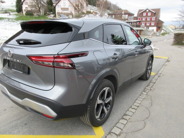 NISSAN Qashqai 1.3 DIG-T N-Connecta 4x4-showroom-element-3
