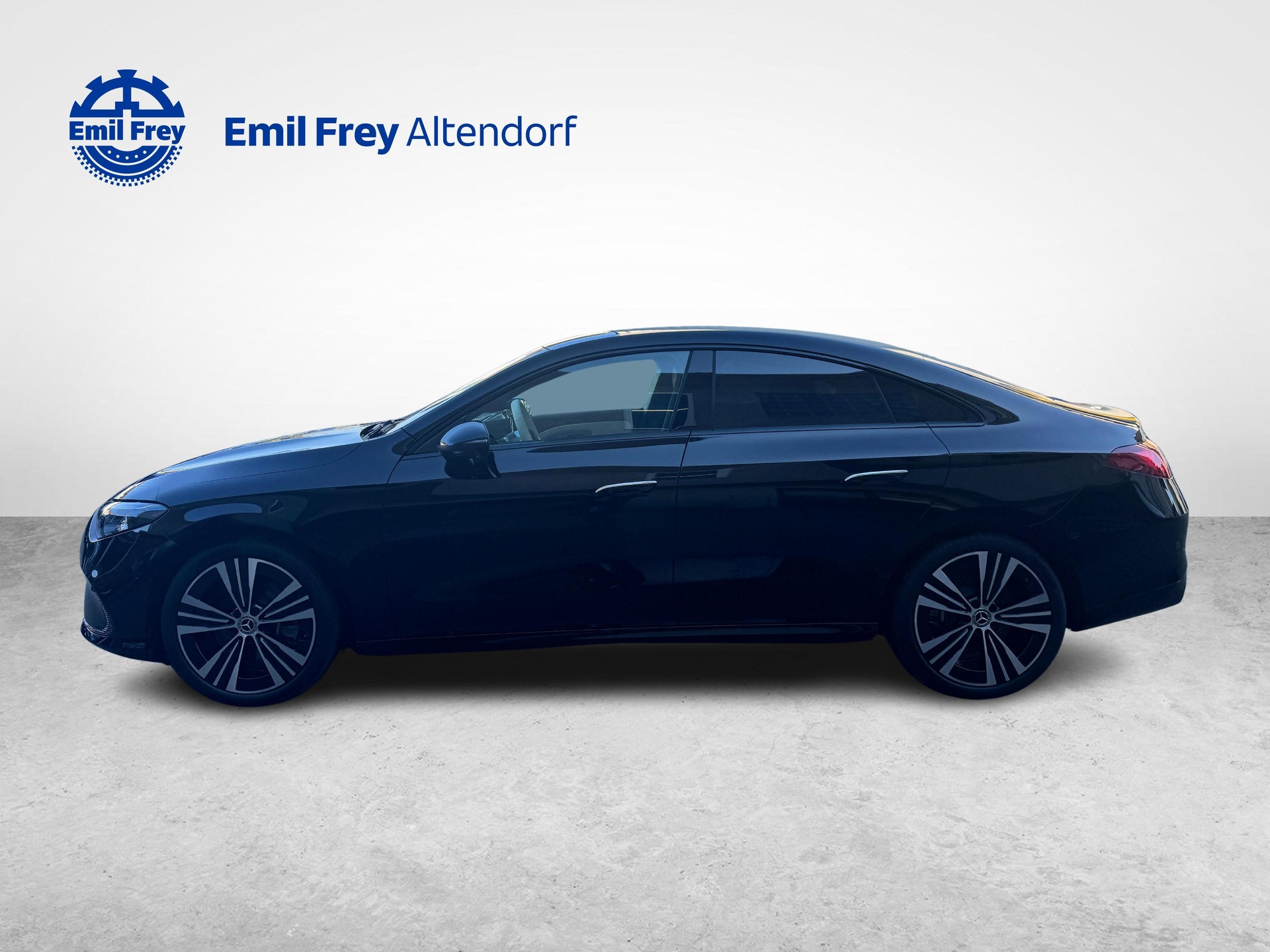 MERCEDES-BENZ CLA 350 4MATIC EQ Technology-showroom-element-1