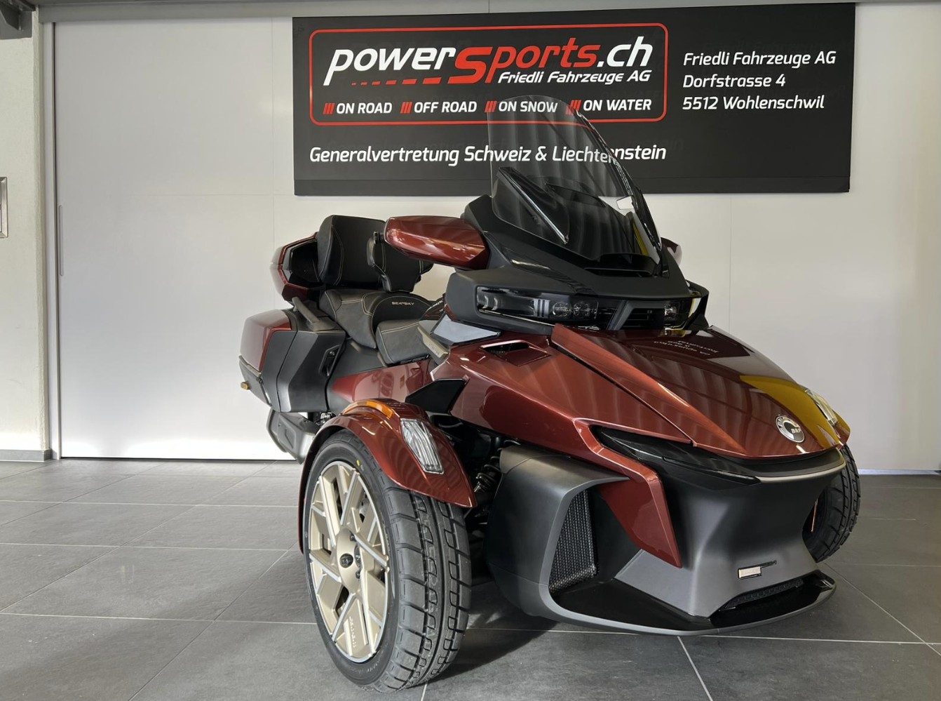 CAN-AM Spyder RT Sea to Sky-image-0