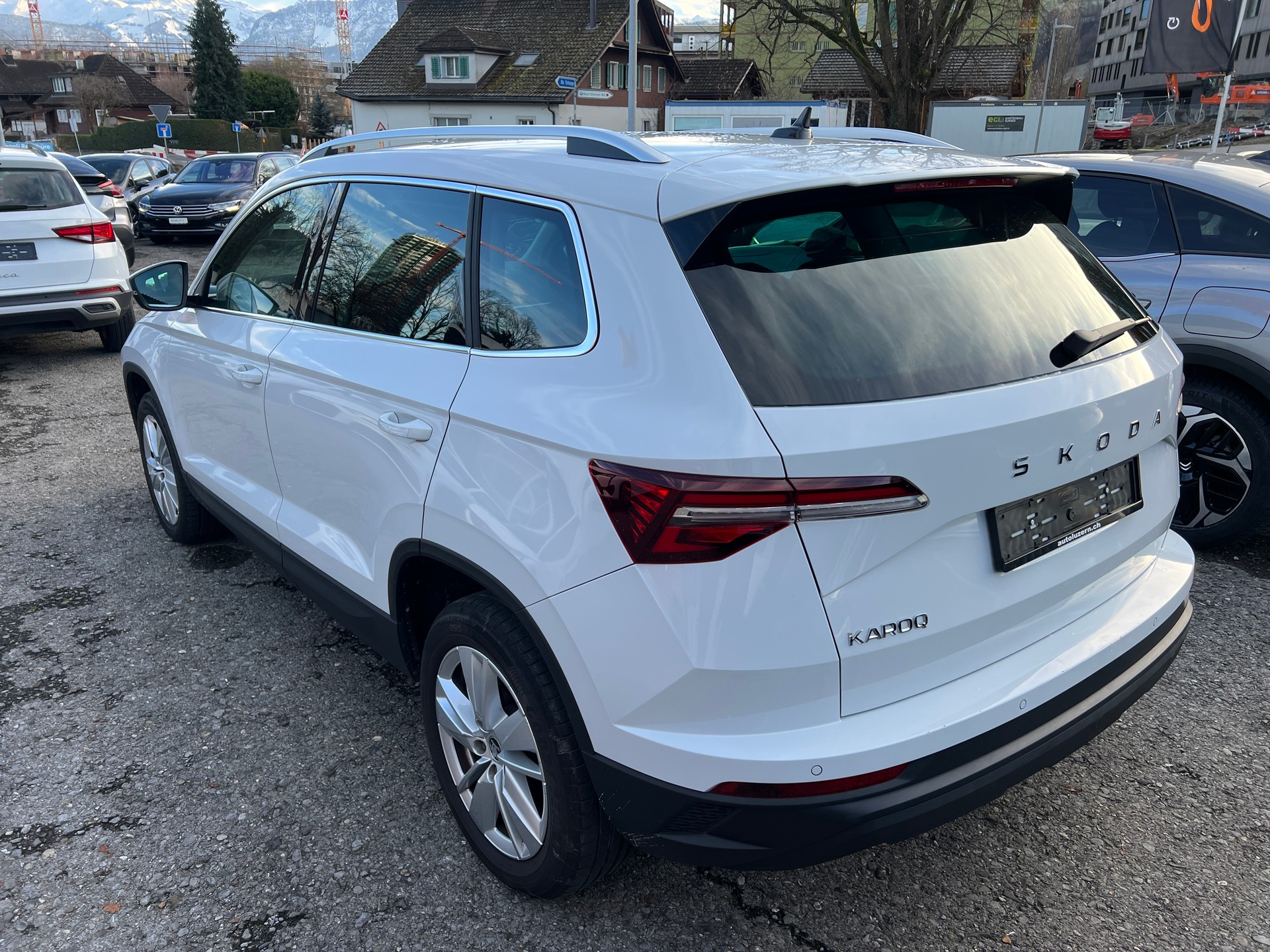 SKODA Karoq 1.5 TSI Selection DSG-image-11