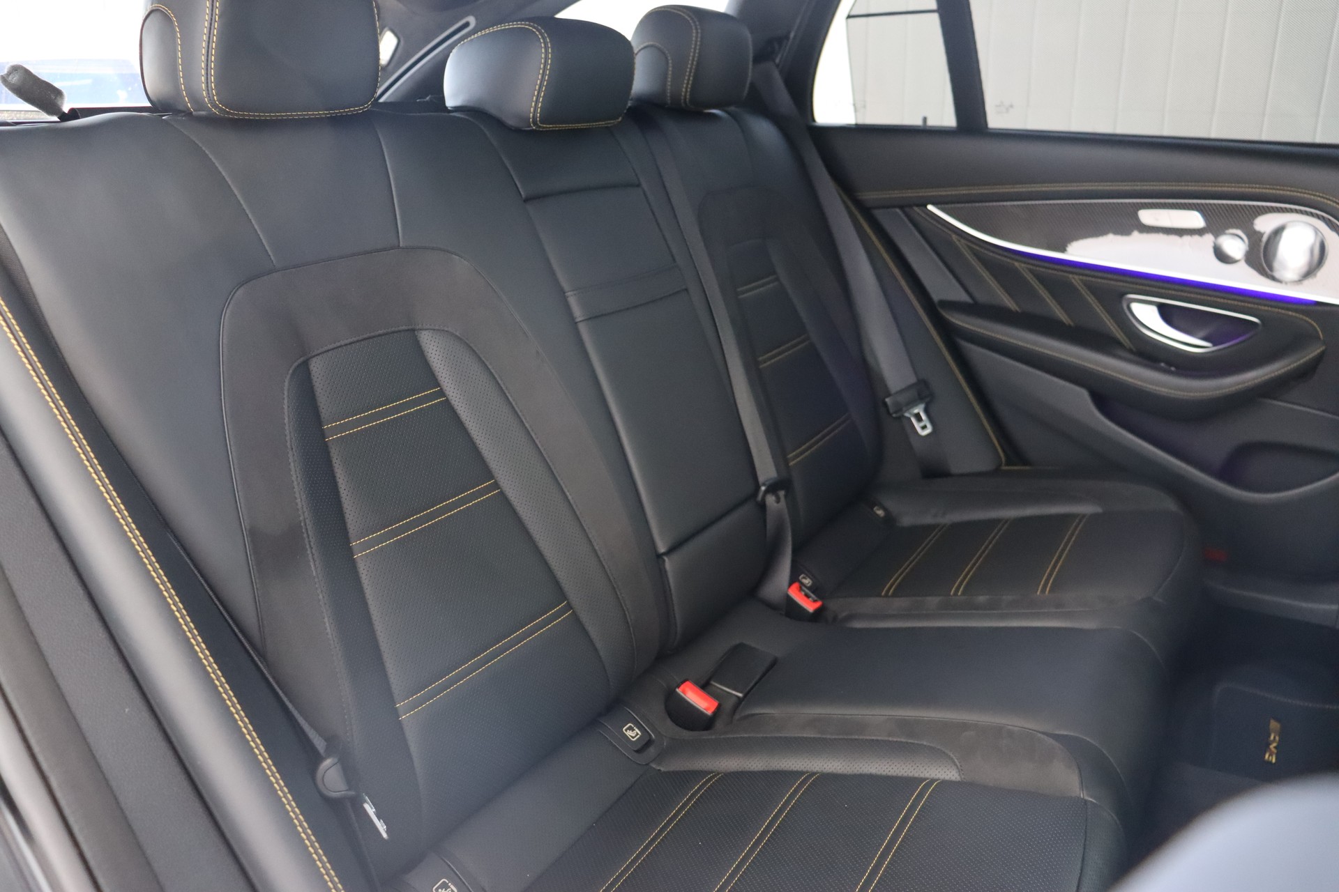 MERCEDES-BENZ E 63 AMG S EDITION 1 4 MATIC 9G-TRONIC-image-16