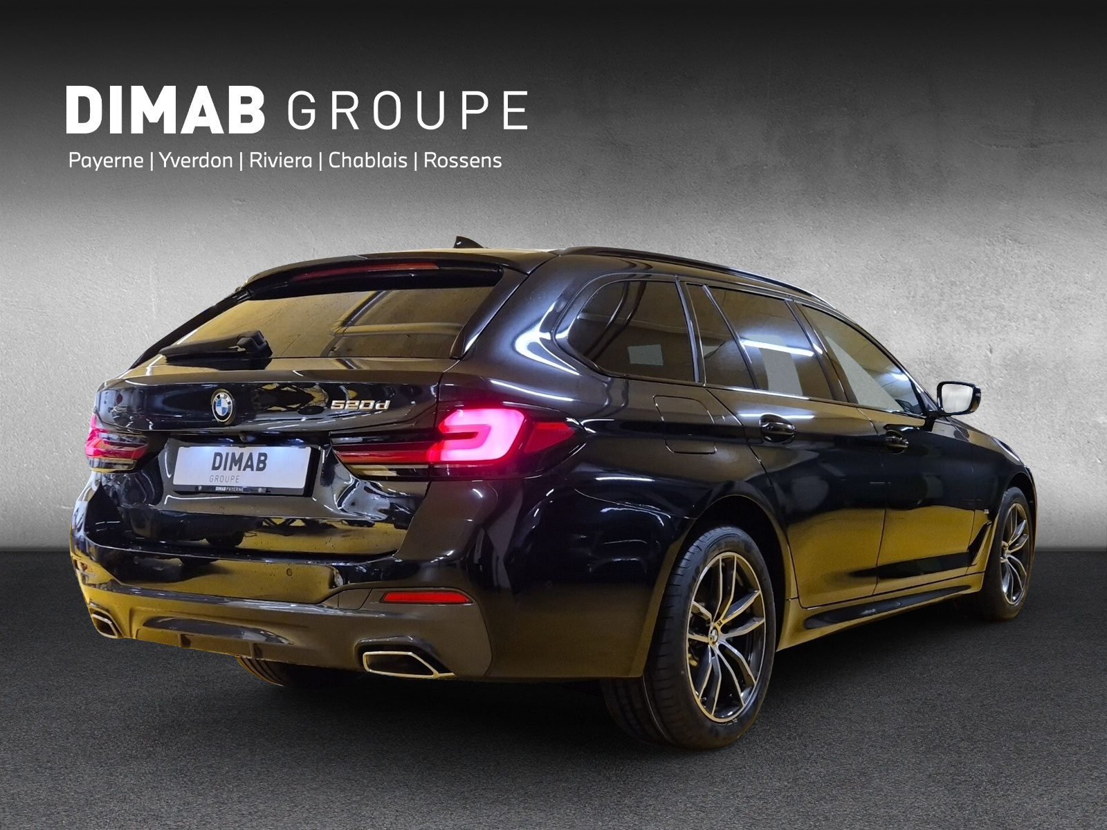 BMW 520d xDrive 48V Touring M Sport Pro Steptronic-showroom-element-2