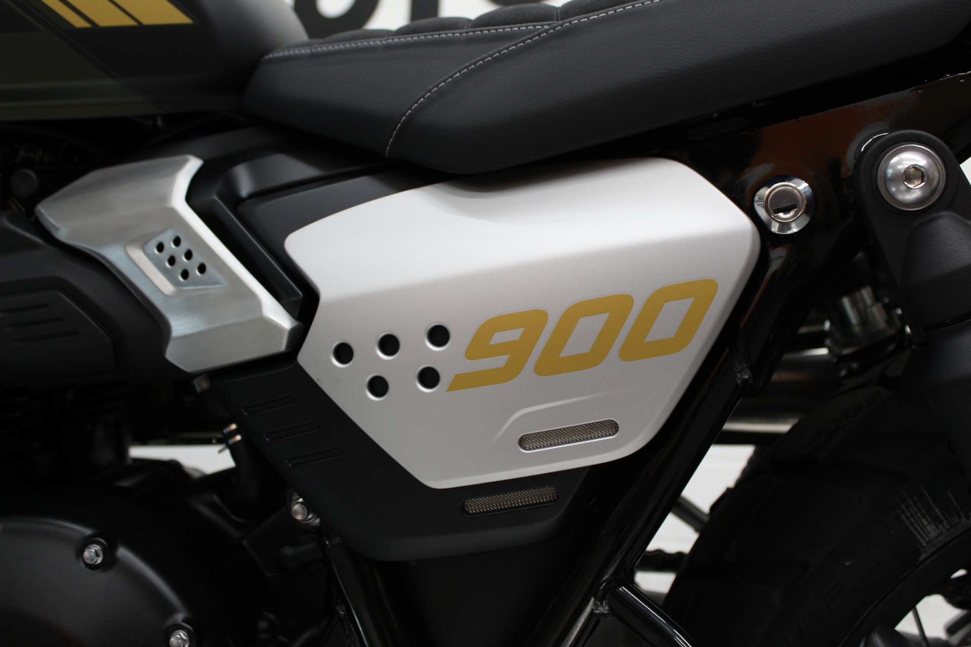 TRIUMPH Scrambler 900-image-5