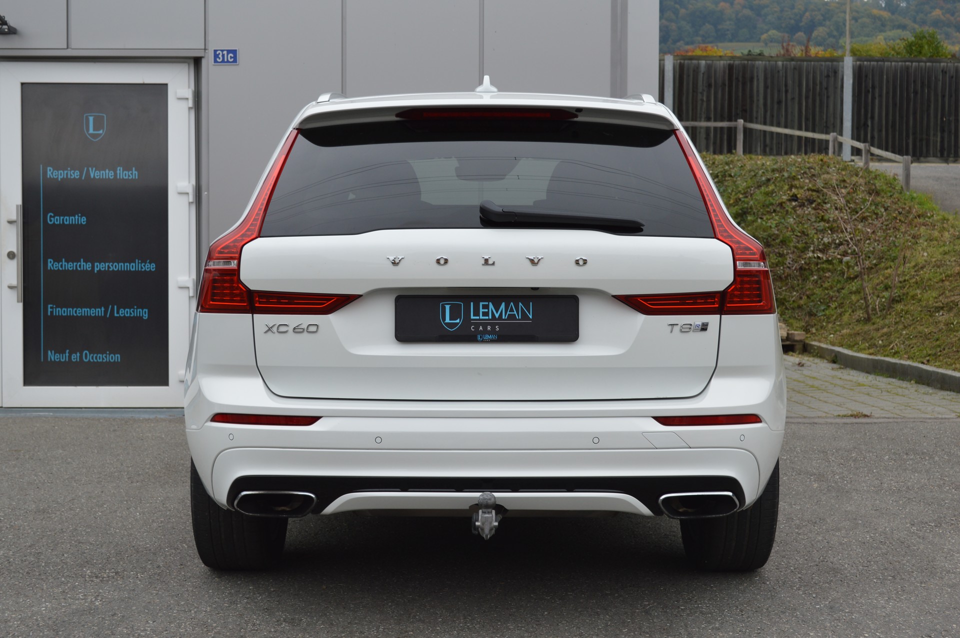 VOLVO XC60 T8 eAWD R-Design Geartronic-image-5