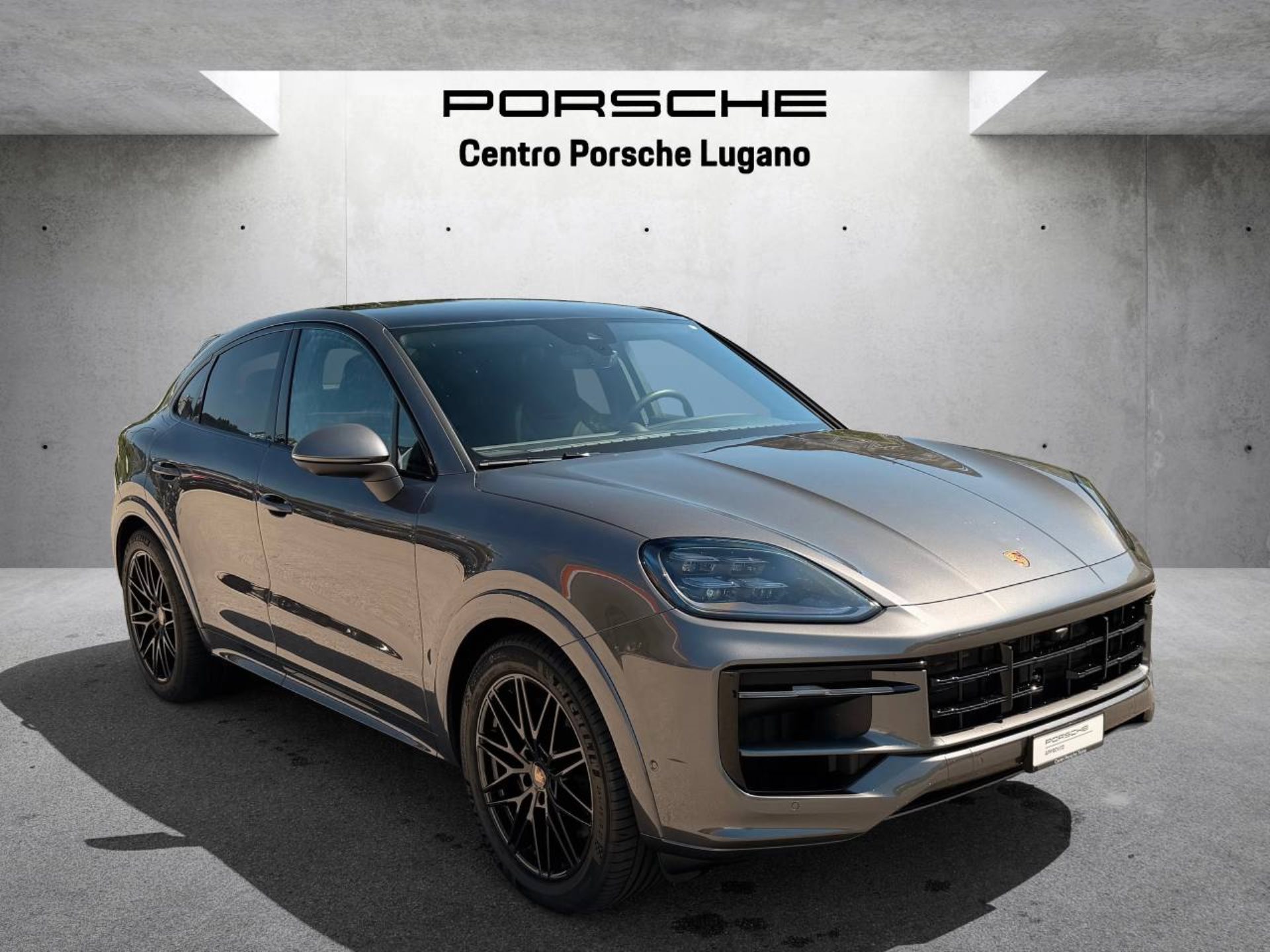 PORSCHE Cayenne E-Hybrid Coupé-image-5
