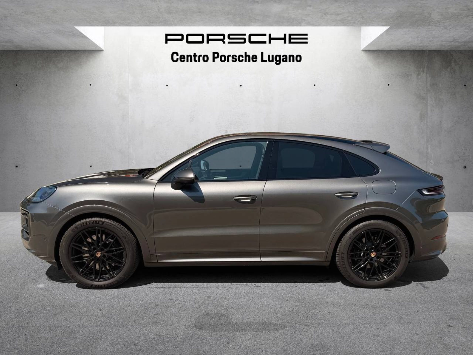 PORSCHE Cayenne E-Hybrid Coupé-image-1