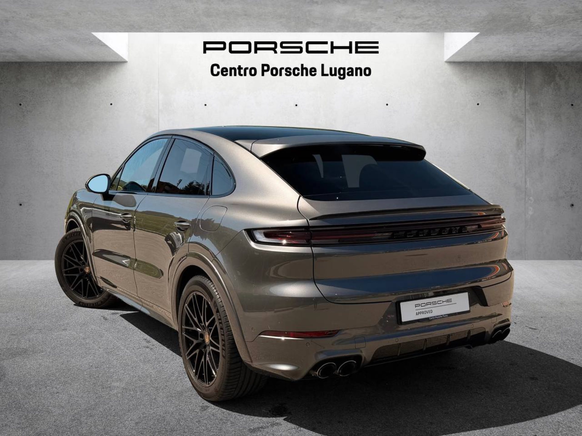 PORSCHE Cayenne E-Hybrid Coupé-image-2