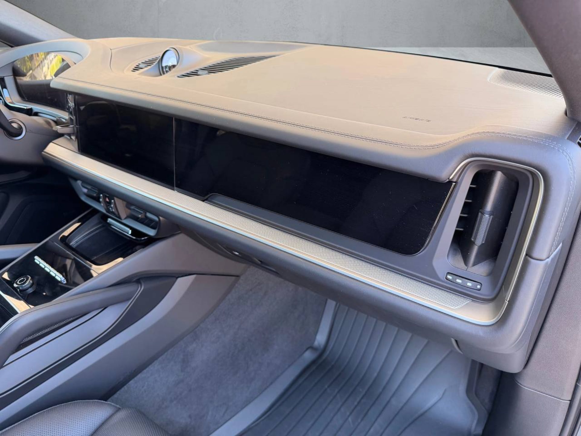 PORSCHE Cayenne E-Hybrid Coupé-image-27